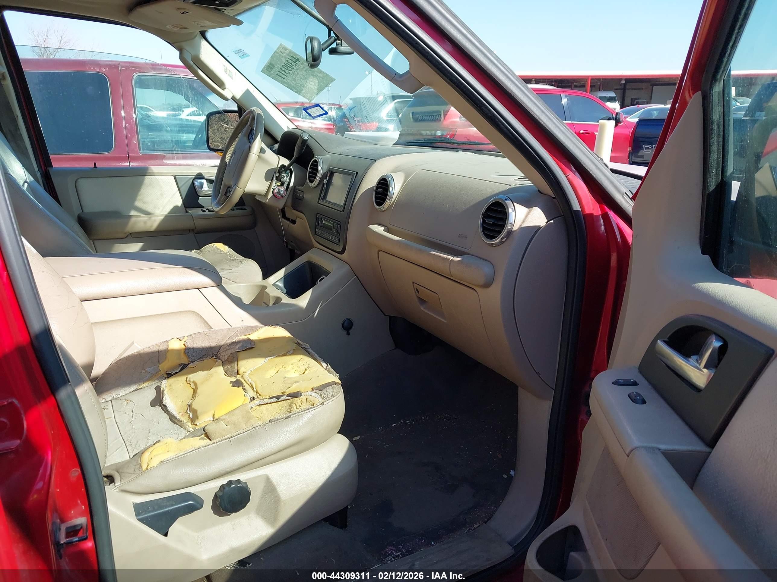 FORD EXPEDITION image 5