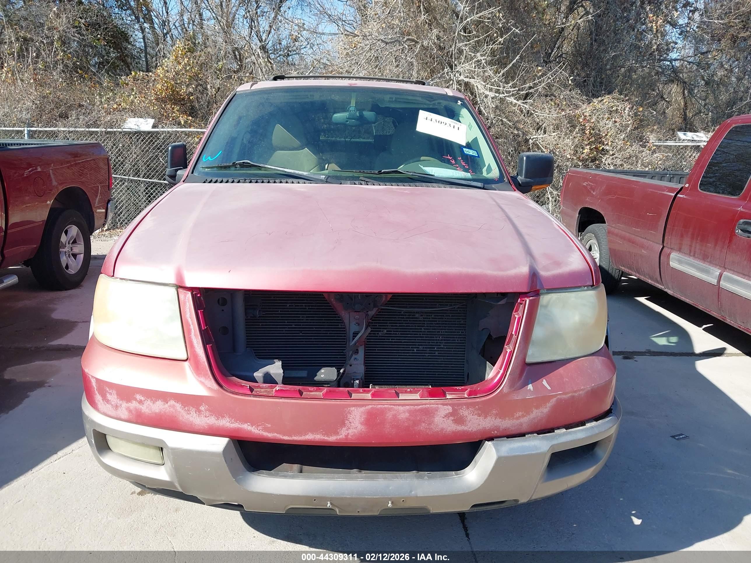 FORD EXPEDITION image 6