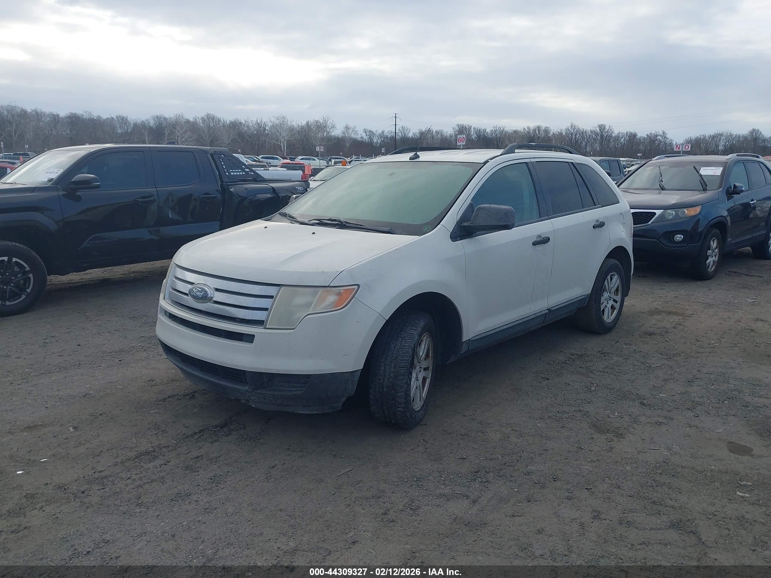 FORD EDGE image 2