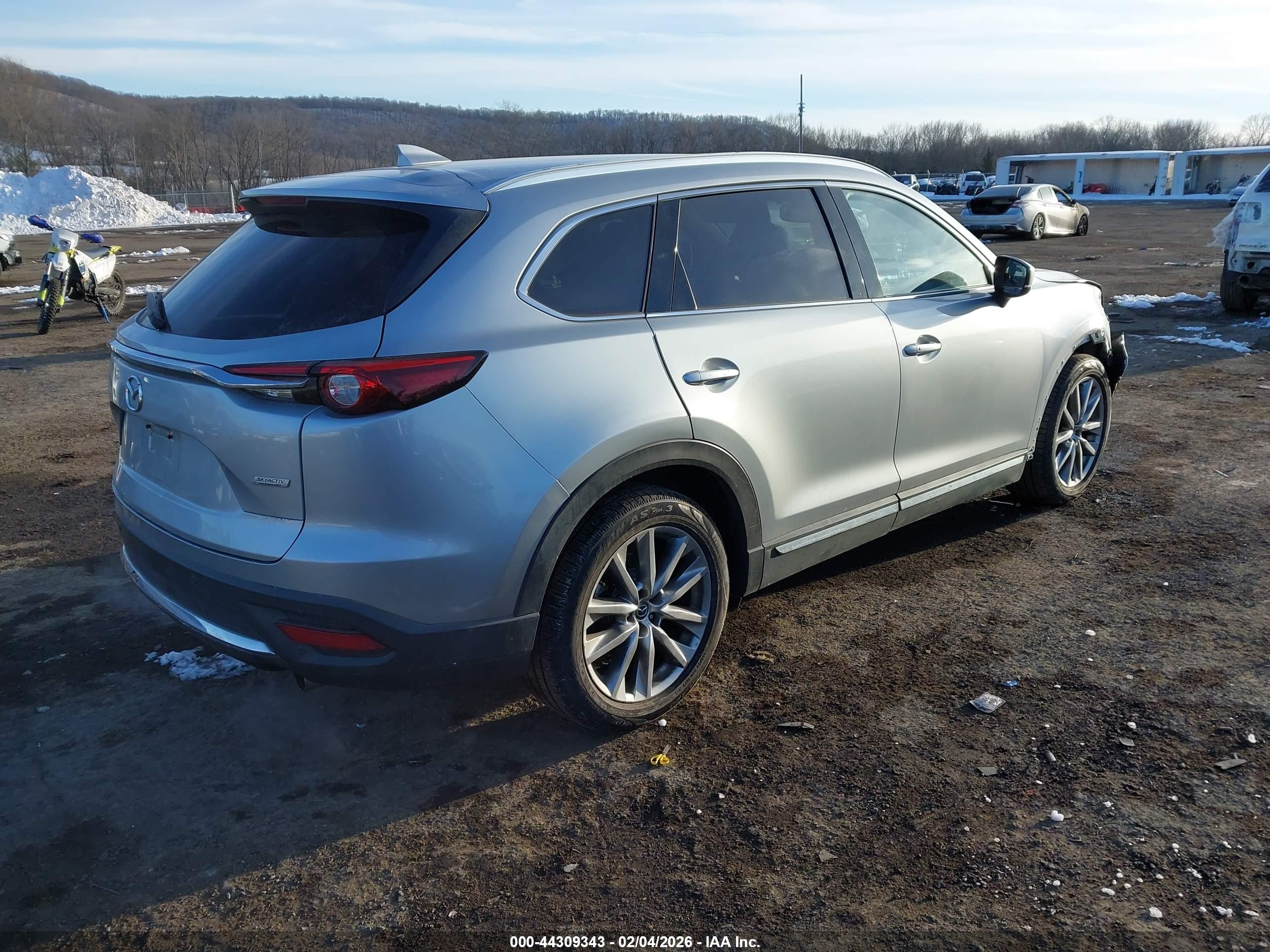 MAZDA CX-9 image 4