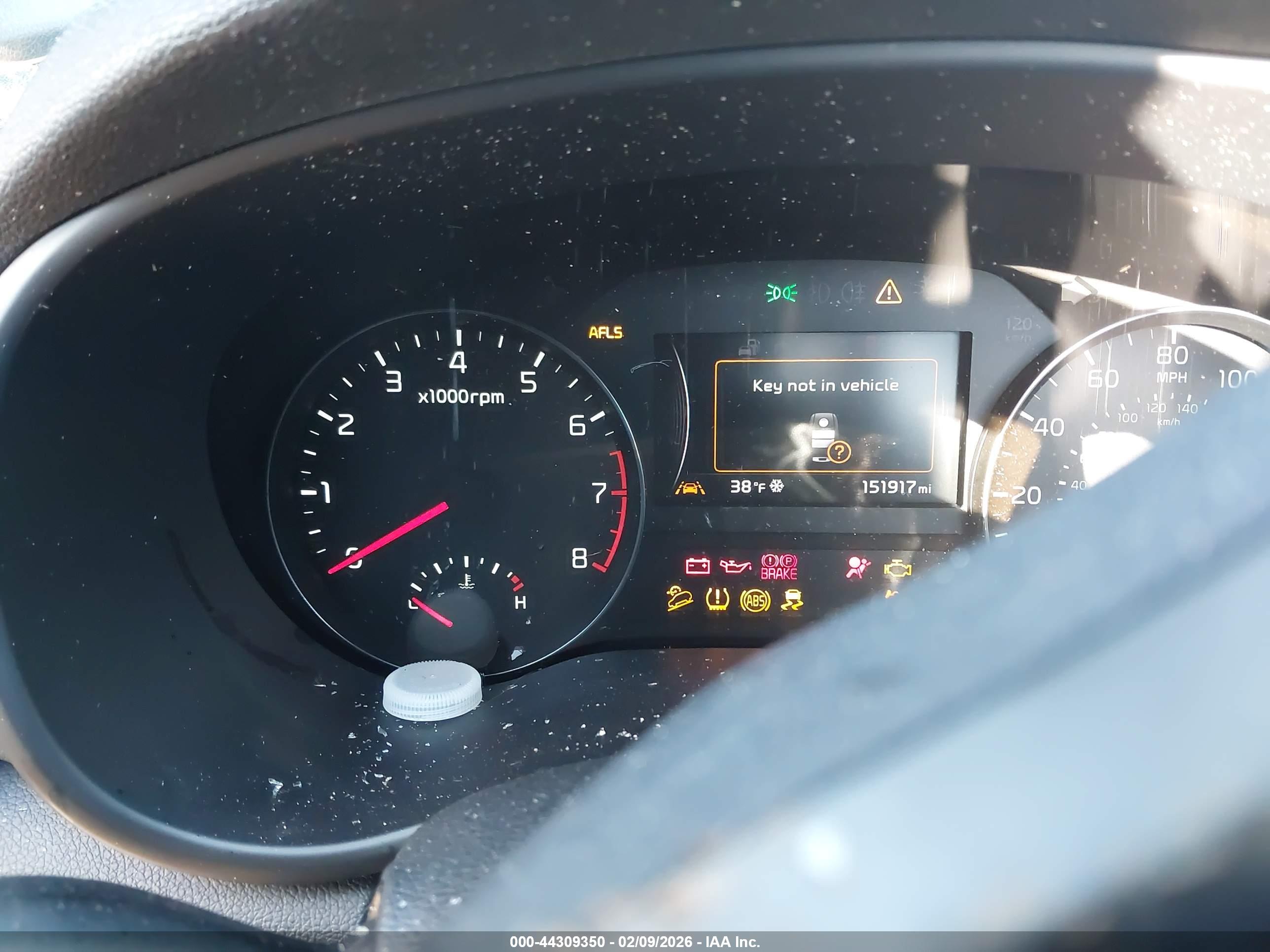 KIA SPORTAGE image 7