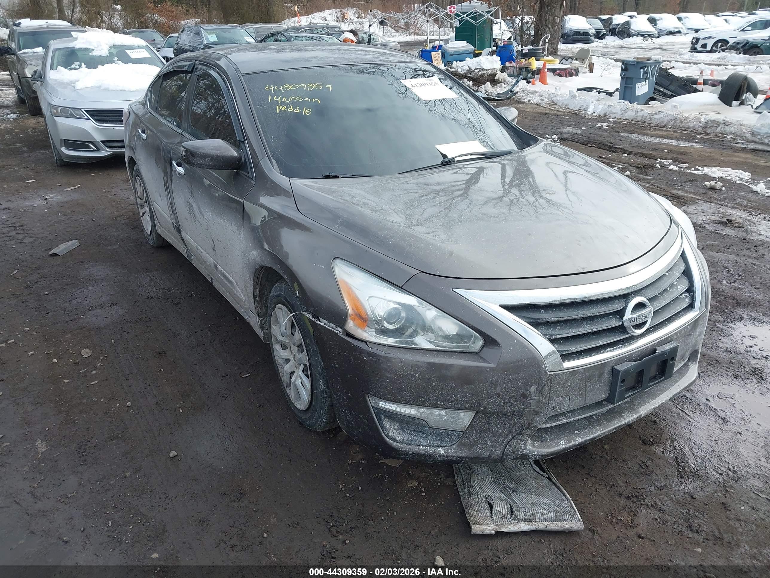 NISSAN ALTIMA image 6
