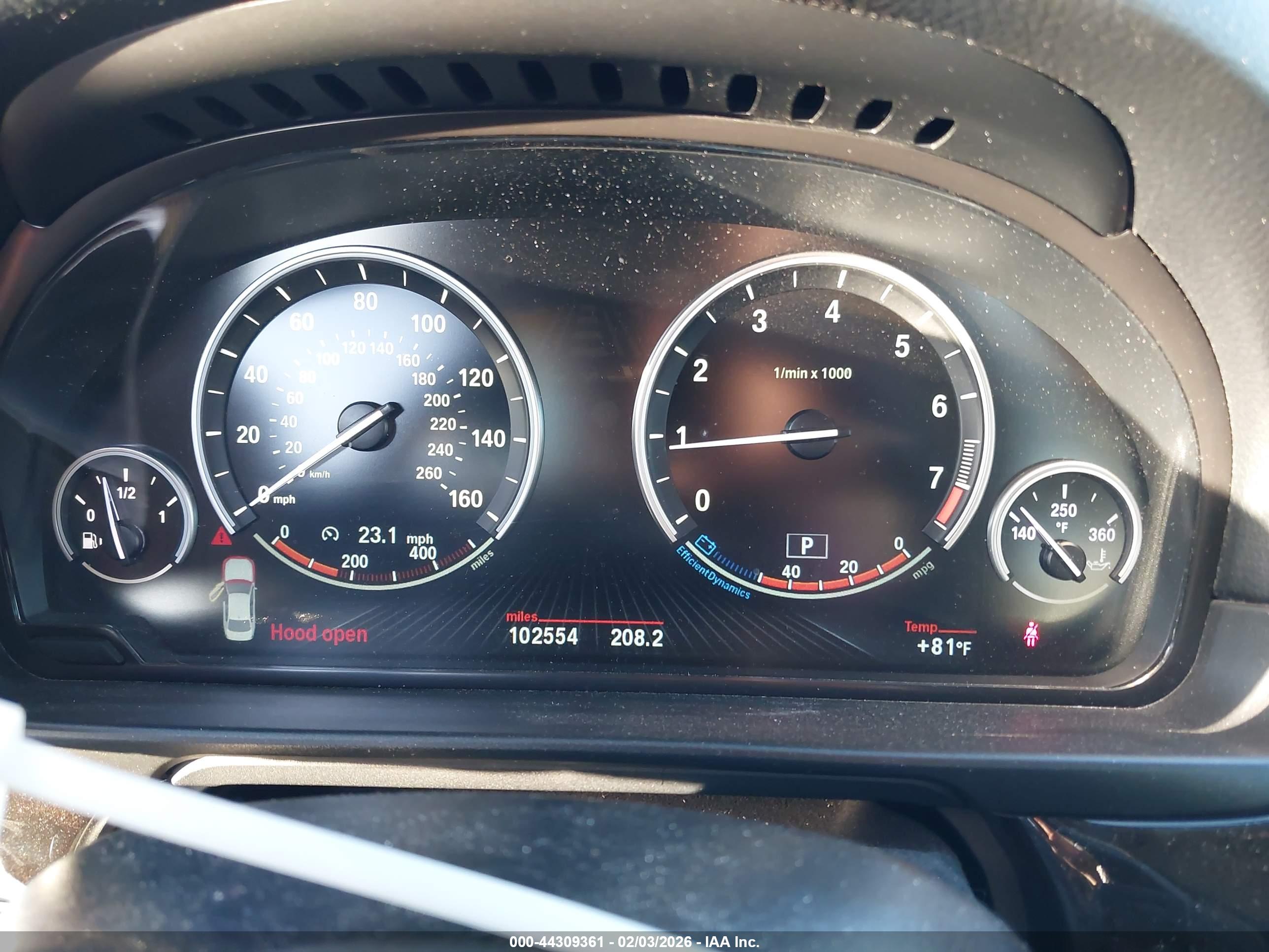 BMW 528I image 7