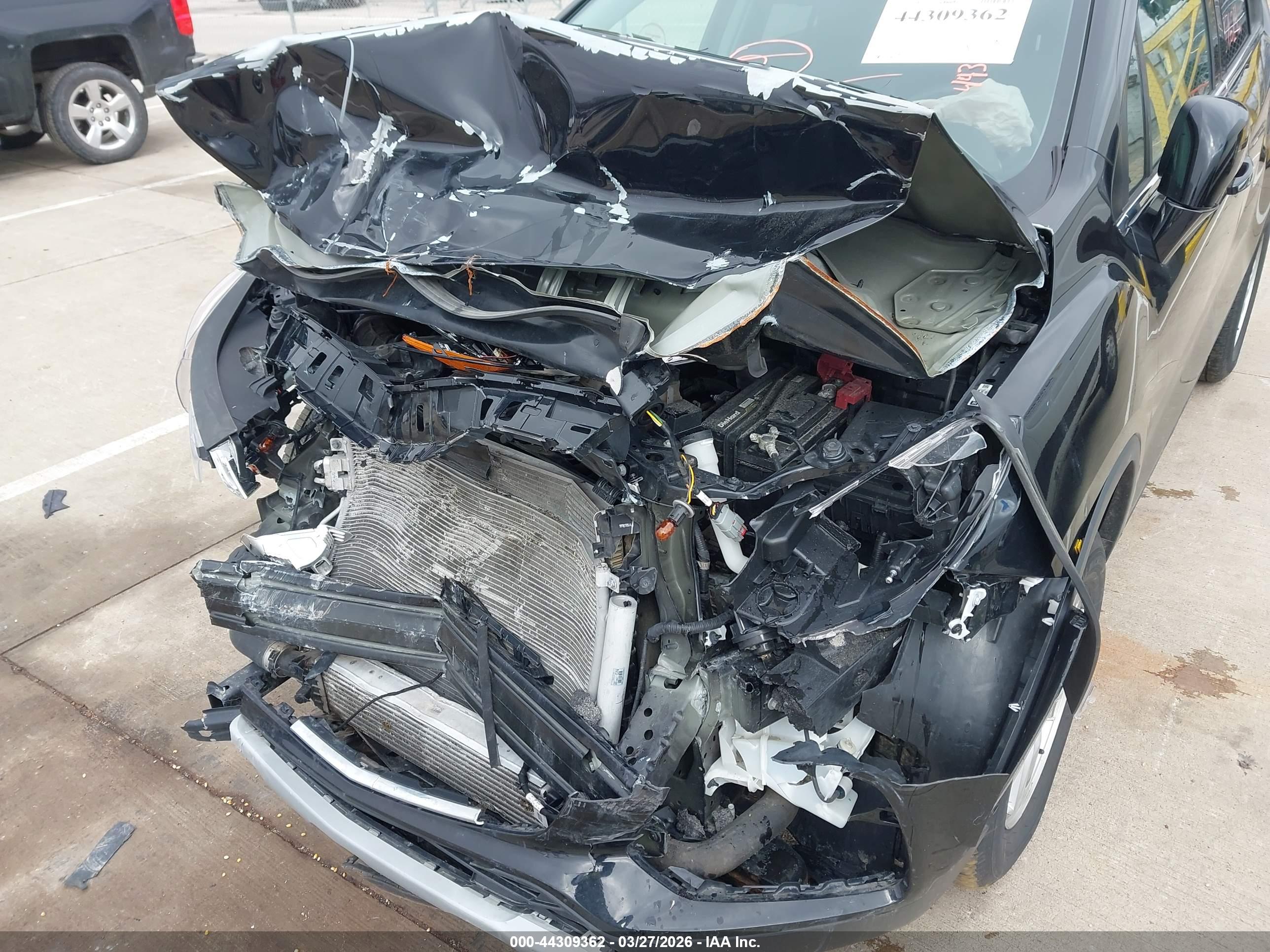CHEVROLET TRAX image 6