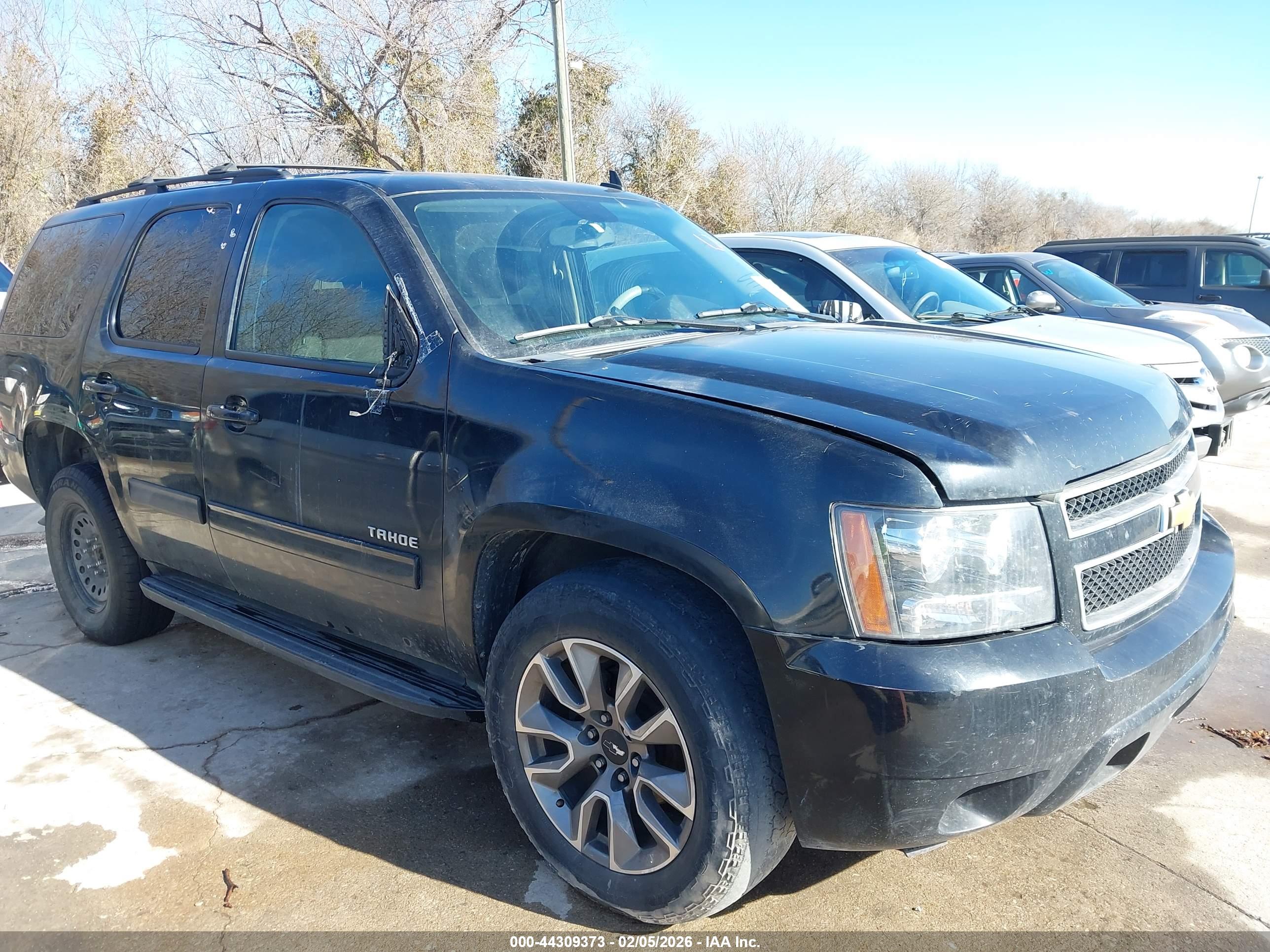 CHEVROLET TAHOE image 6