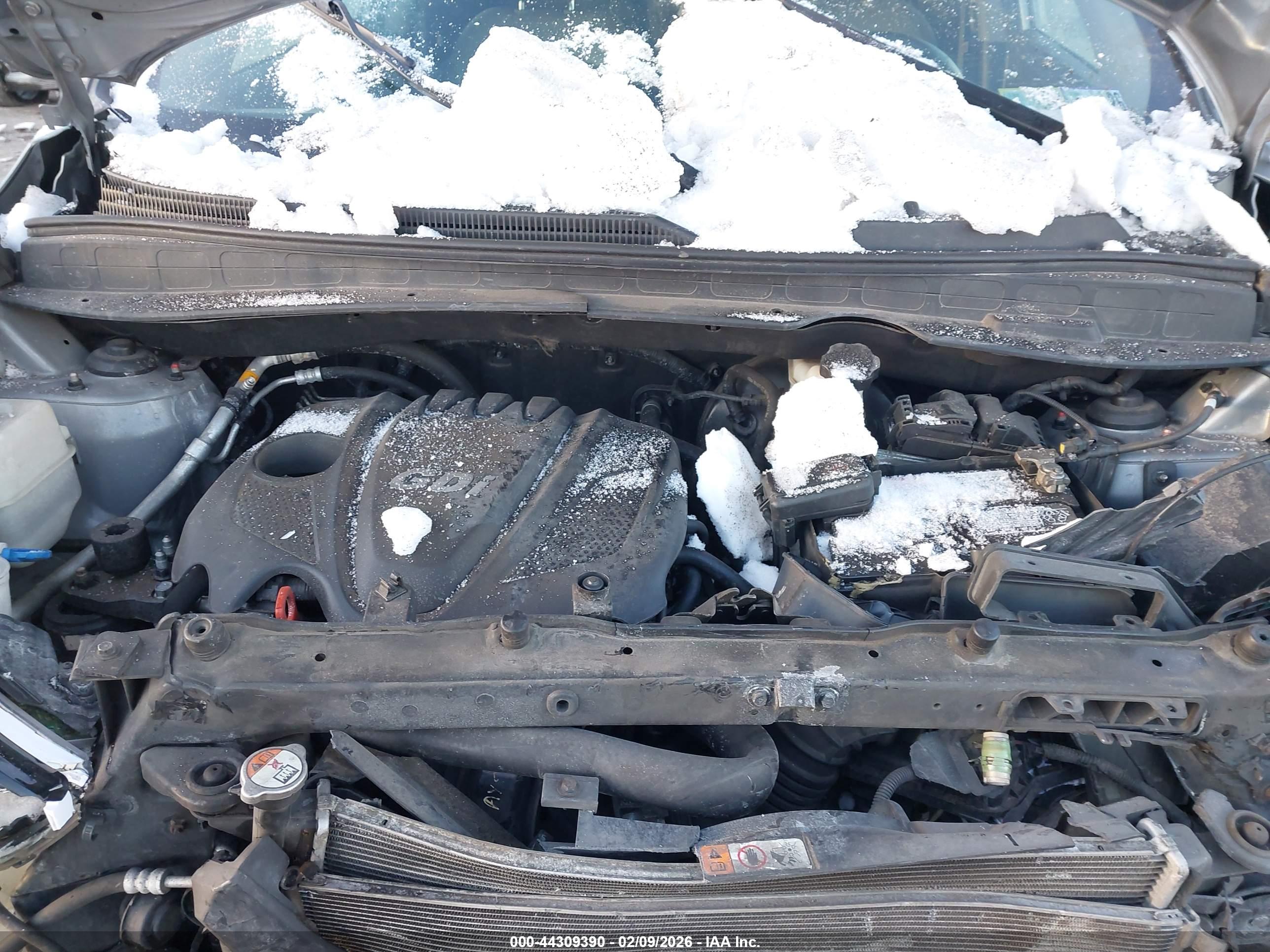 HYUNDAI TUCSON image 10