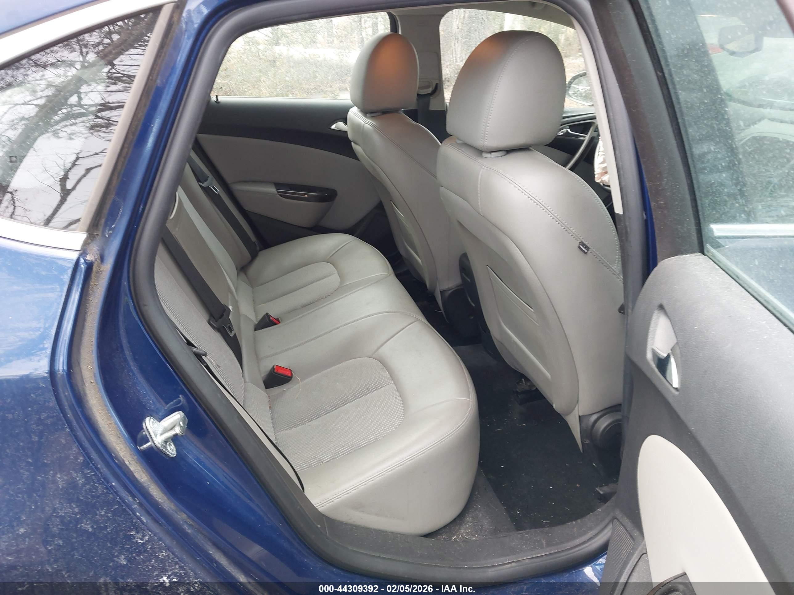 BUICK VERANO image 8
