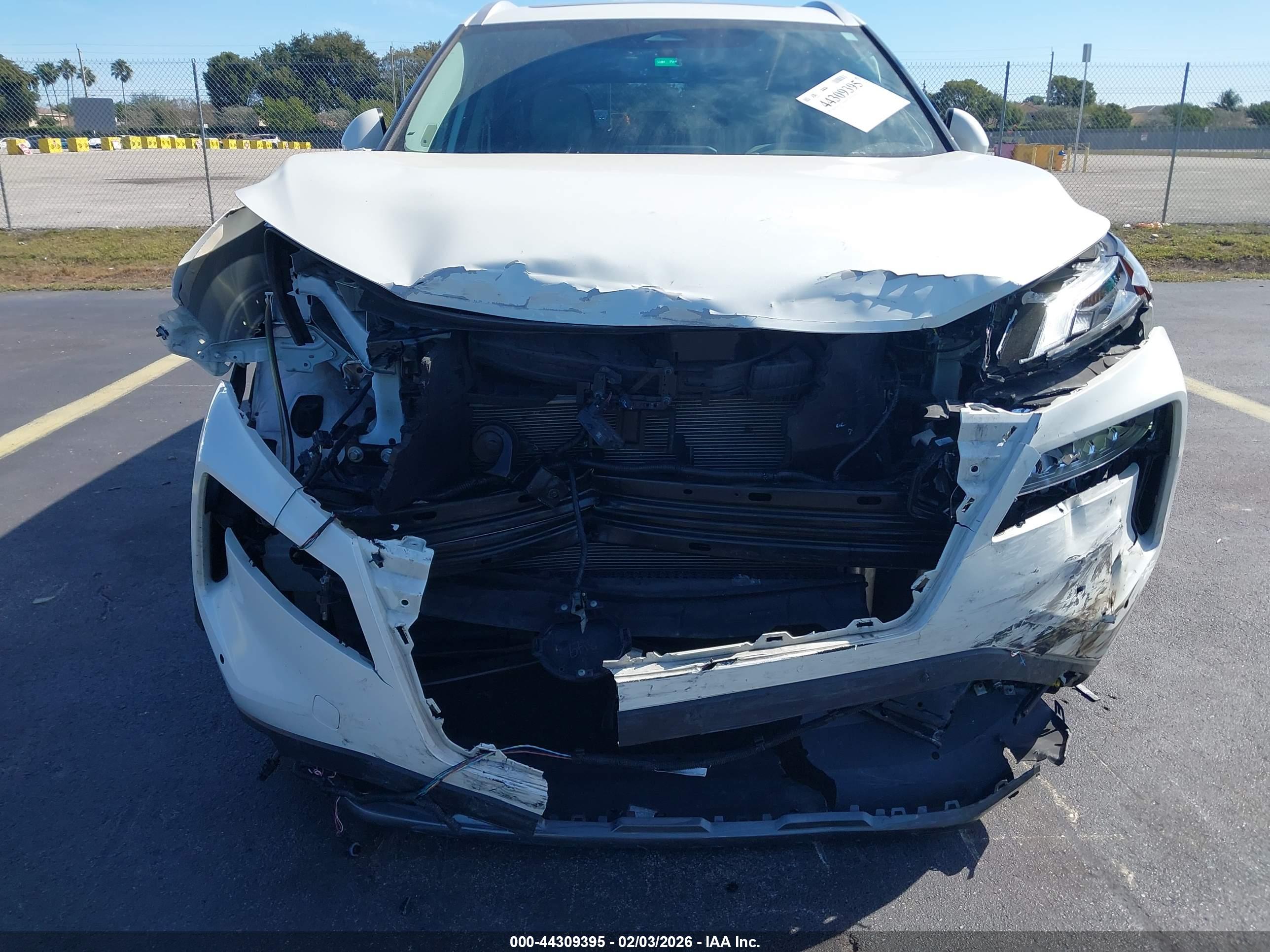NISSAN ROGUE image 6