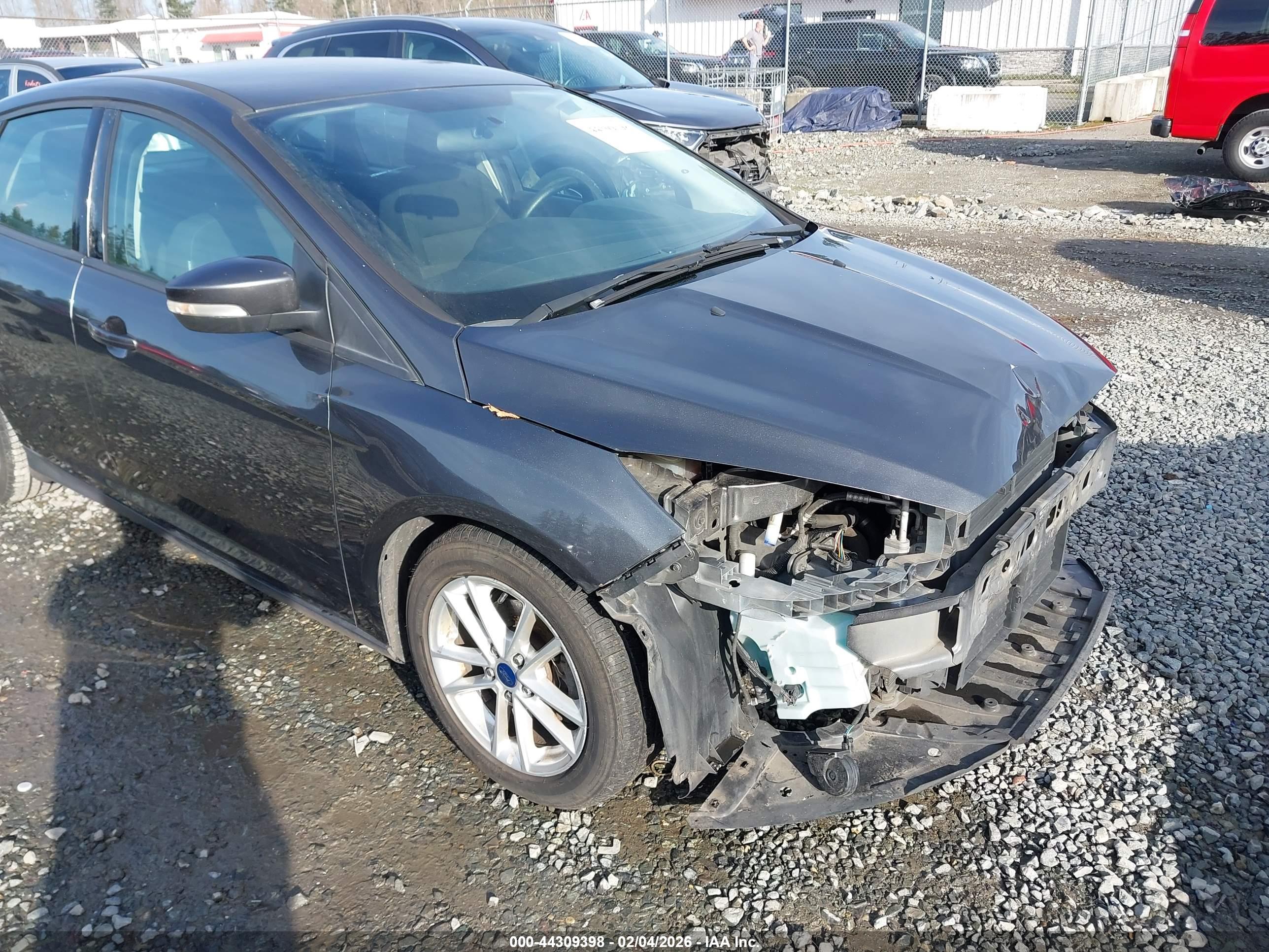 FORD FOCUS image 6