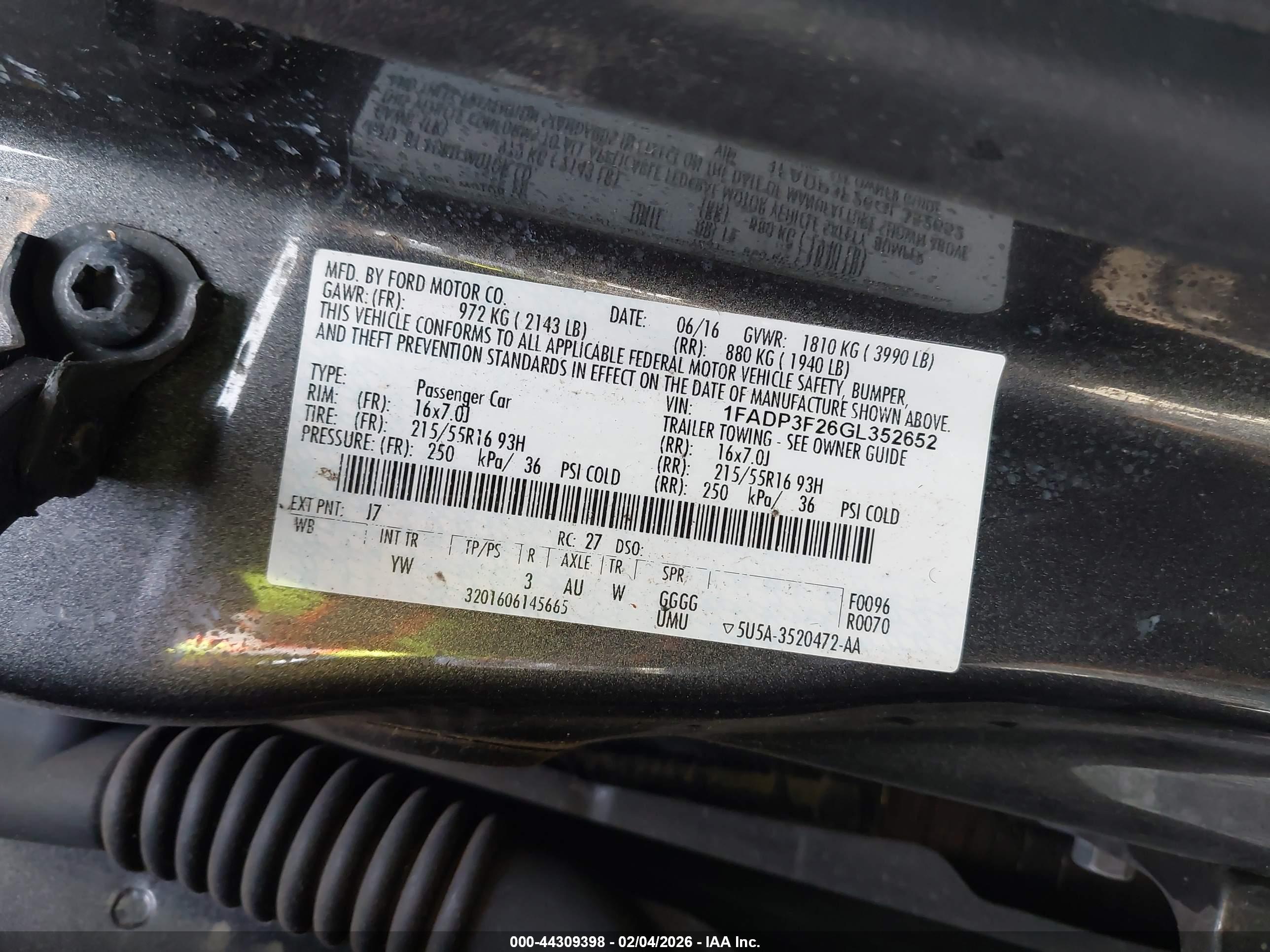 FORD FOCUS image 9