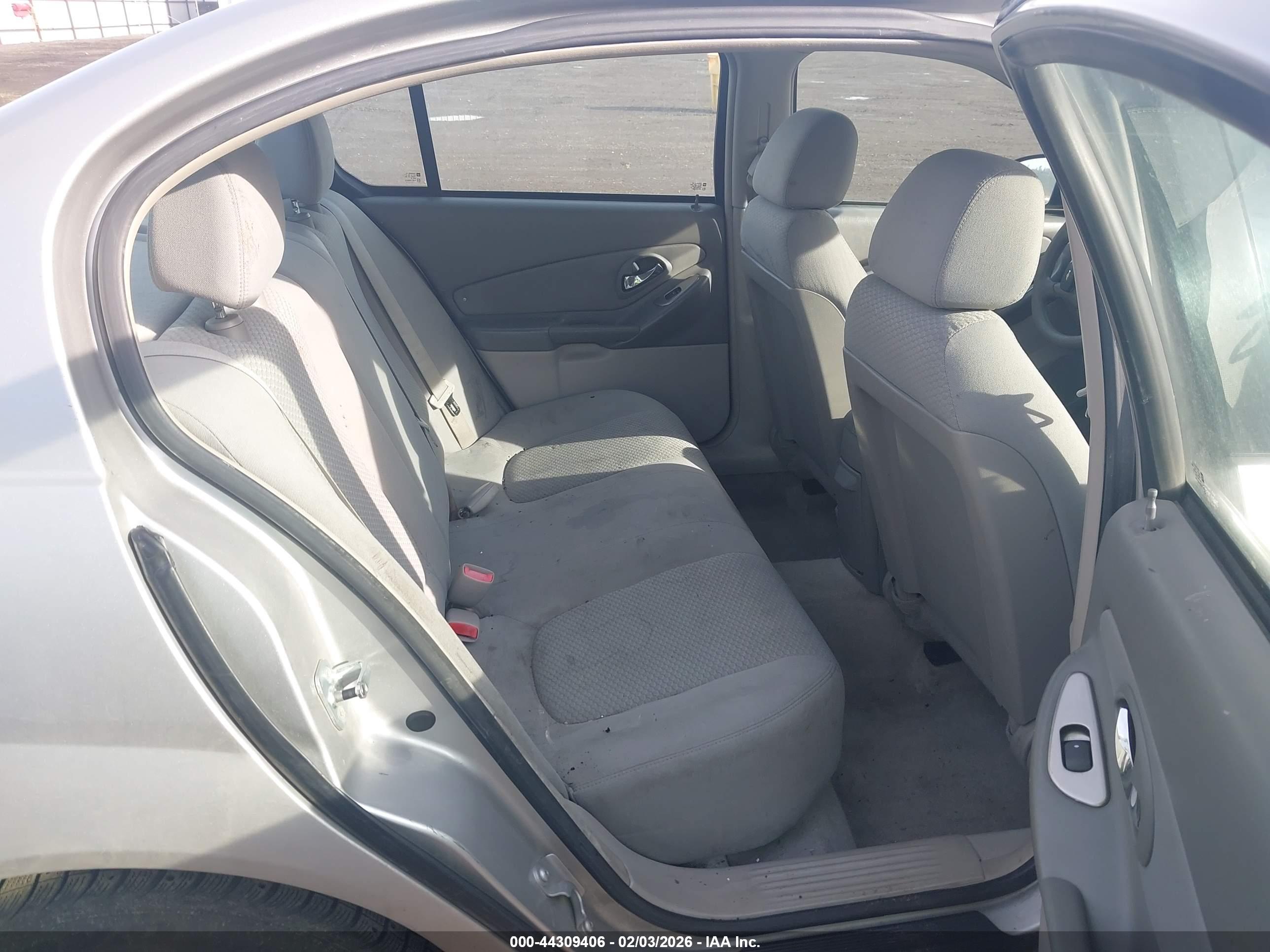 CHEVROLET MALIBU image 8