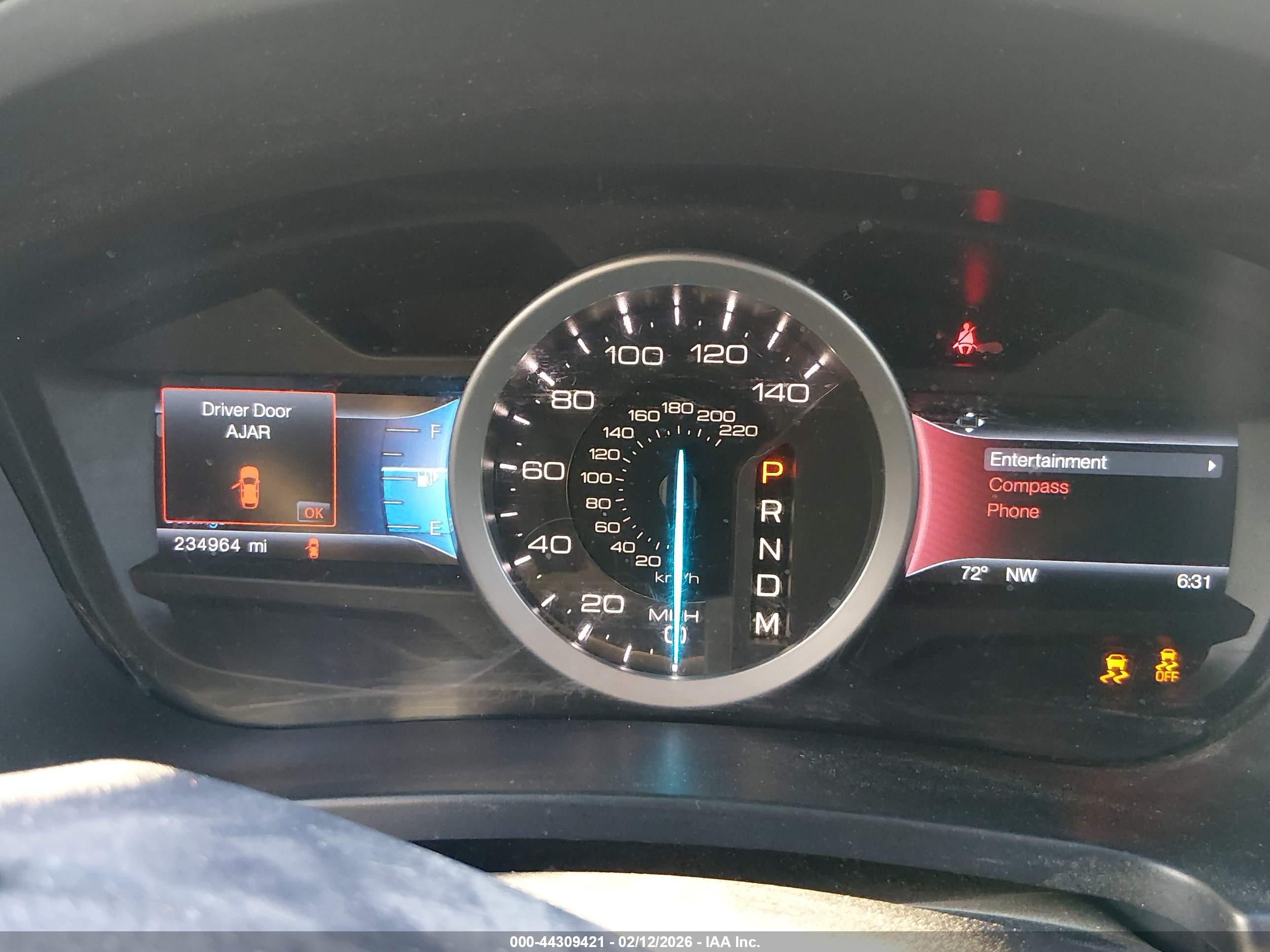 FORD EXPLORER image 7