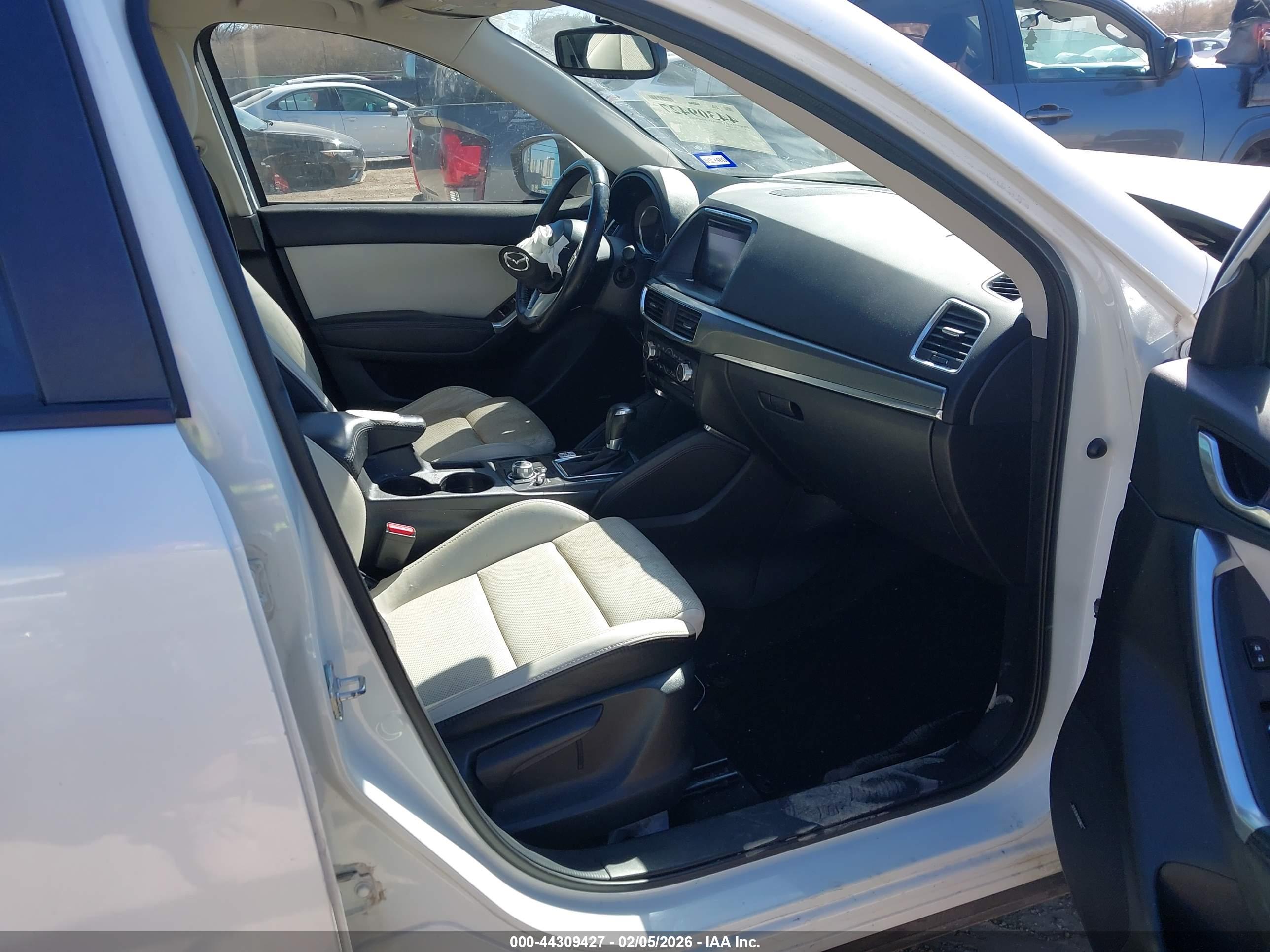 MAZDA CX-5 image 5