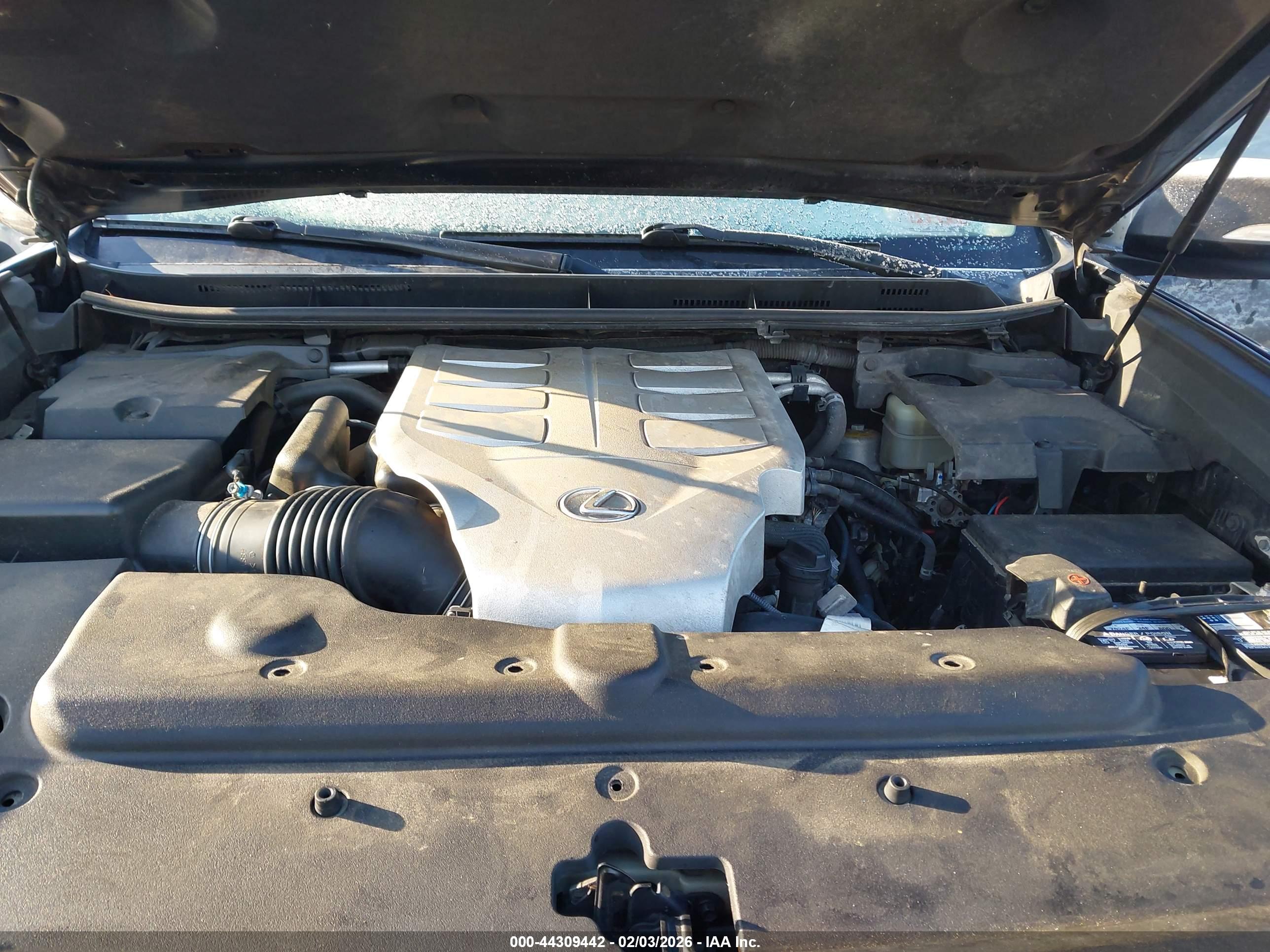 LEXUS GX image 10