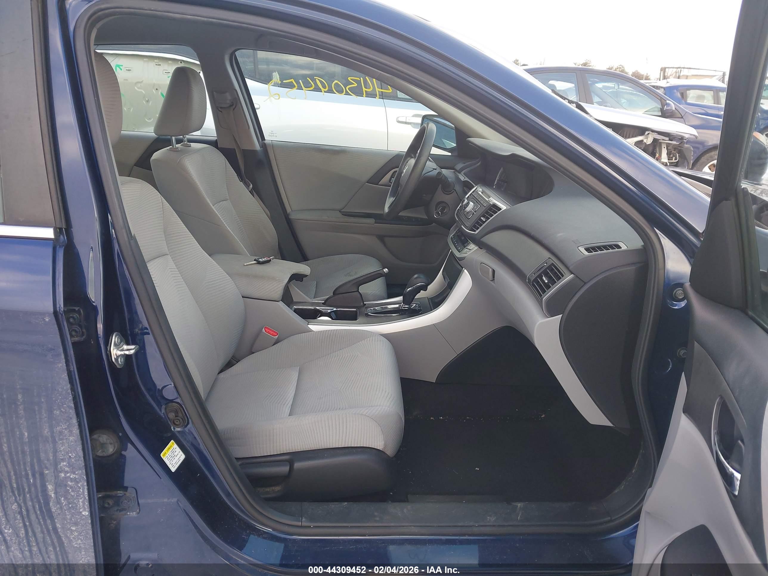 HONDA ACCORD image 5