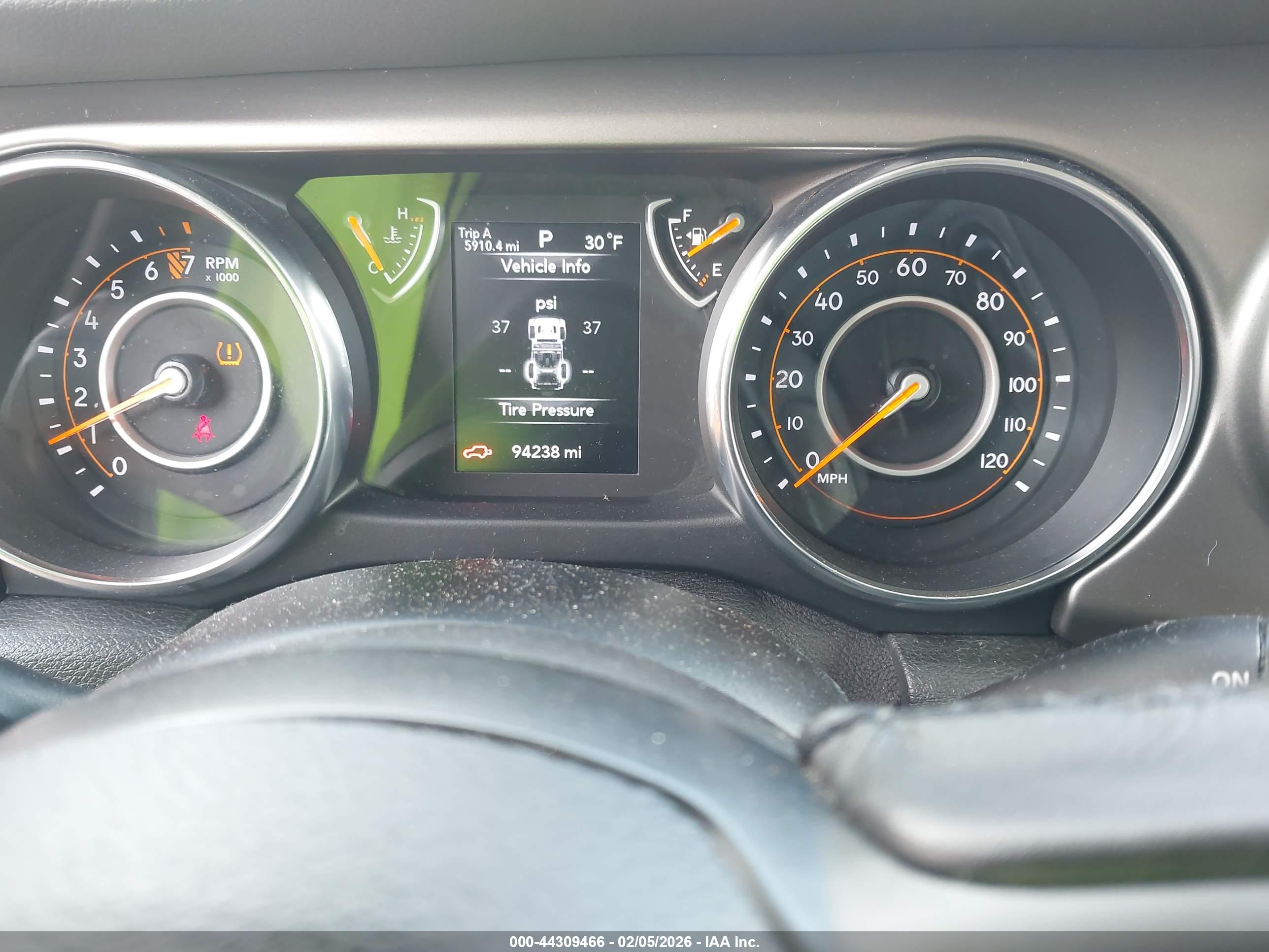 JEEP WRANGLER image 7