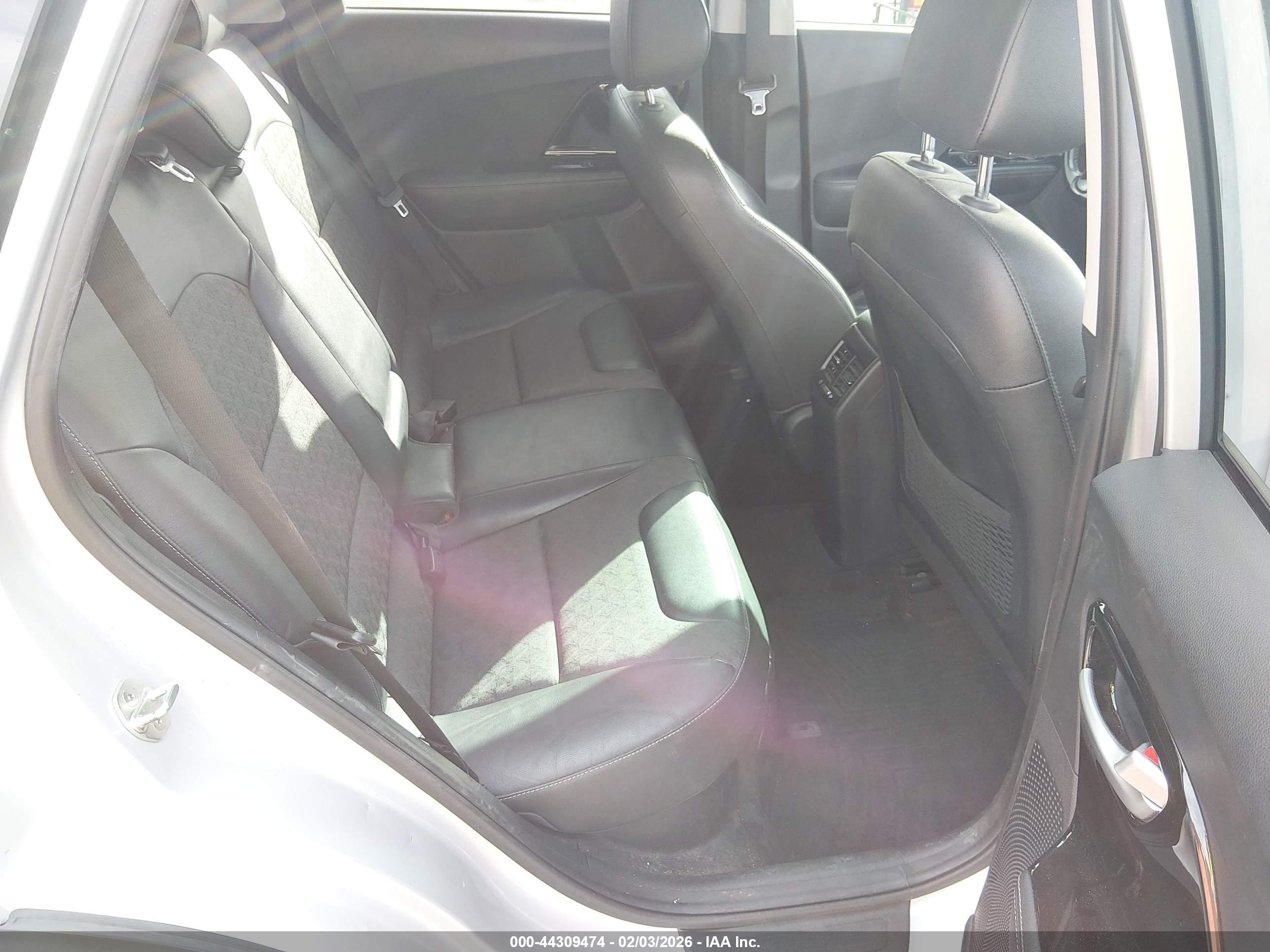 KIA NIRO image 8