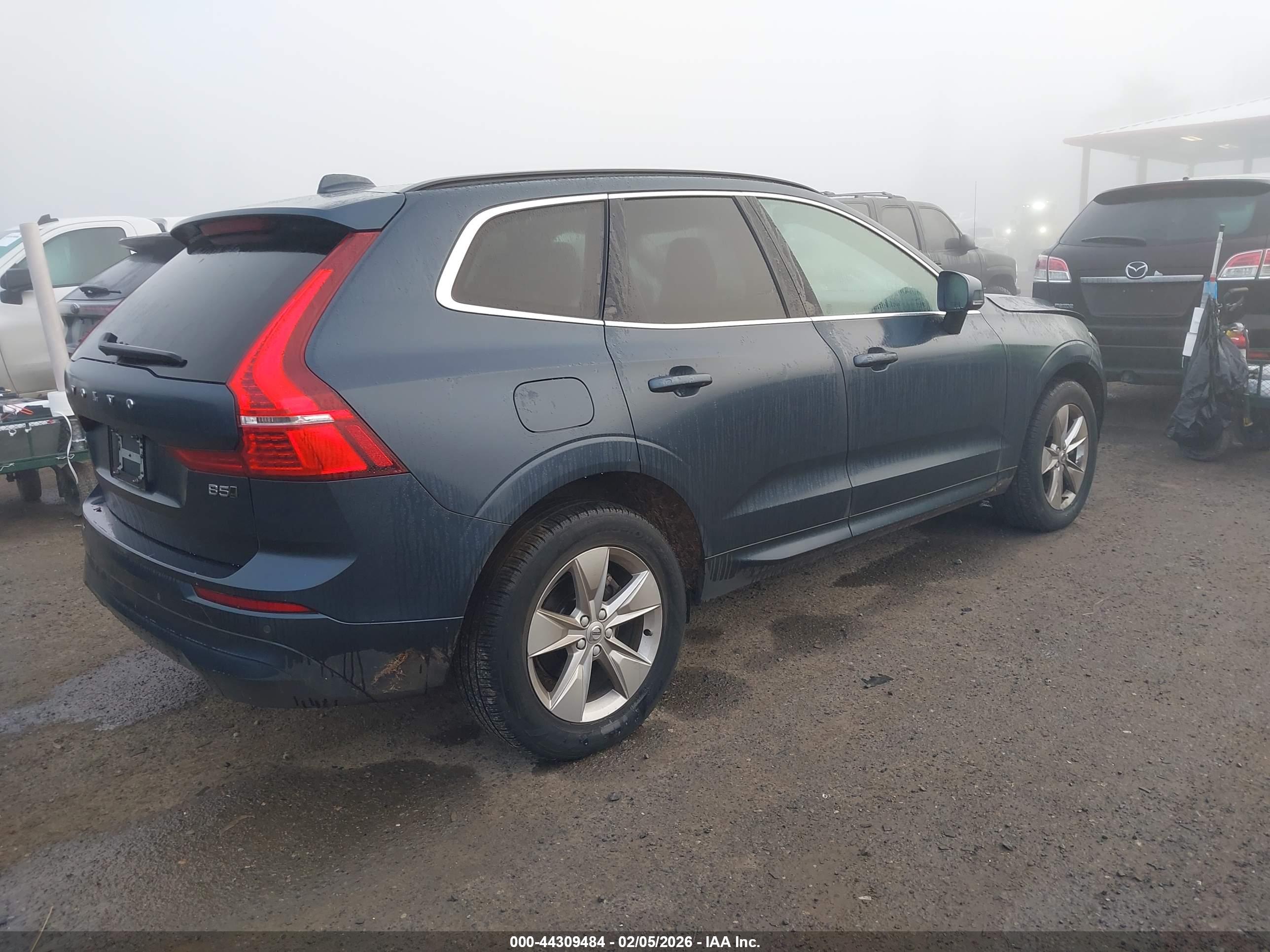 VOLVO XC60 image 4
