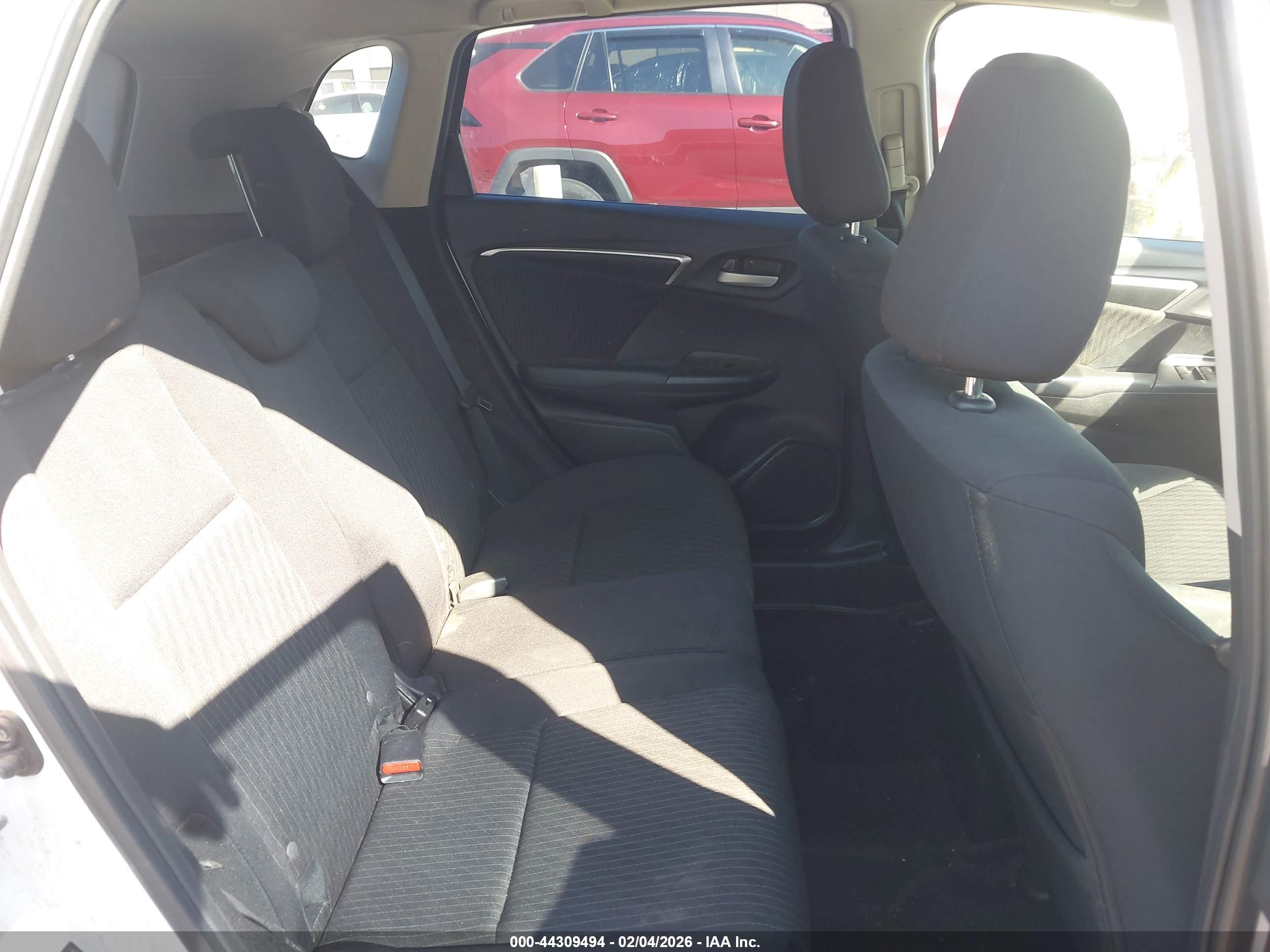 HONDA FIT image 8