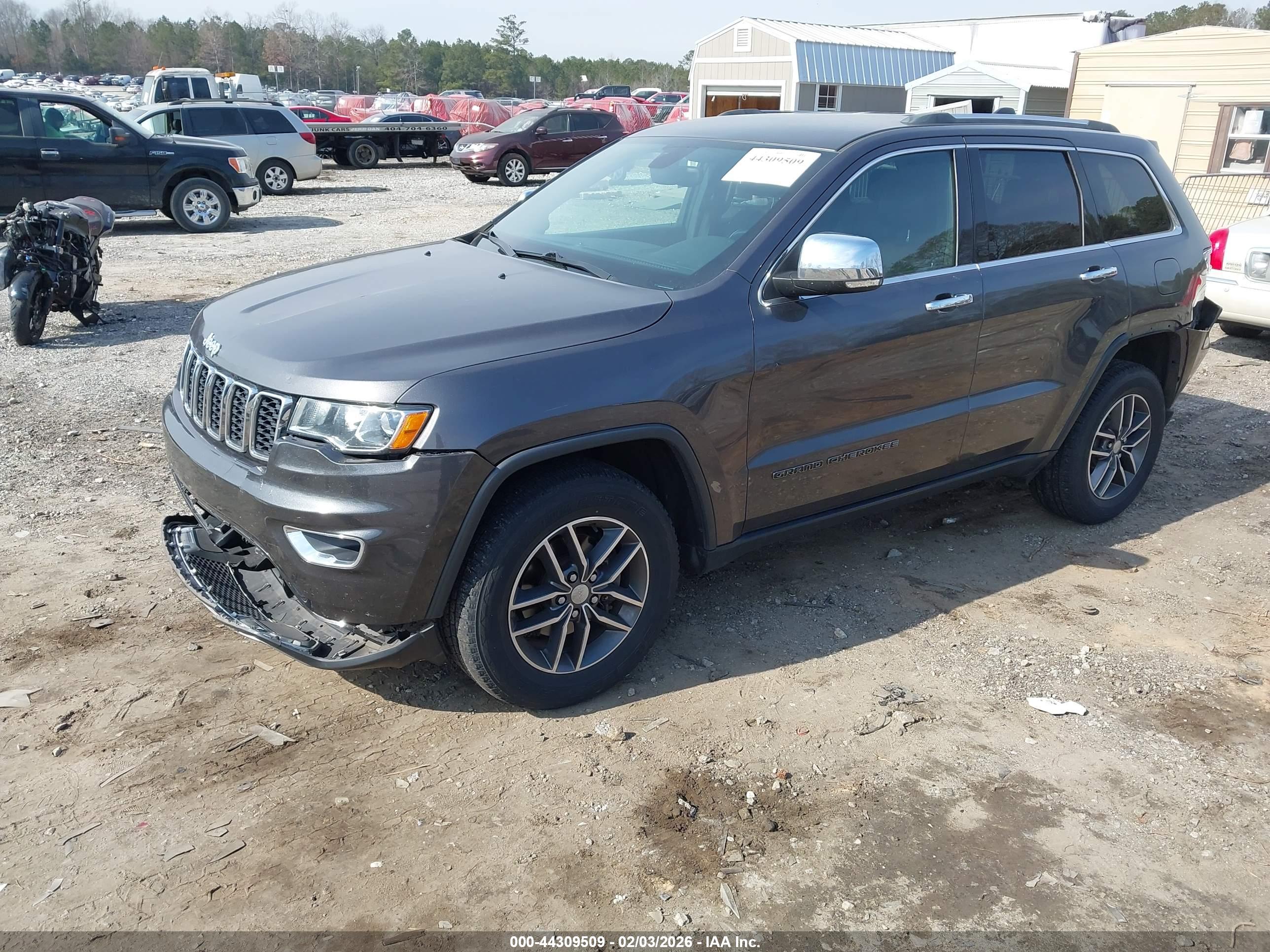 JEEP GRAND image 2