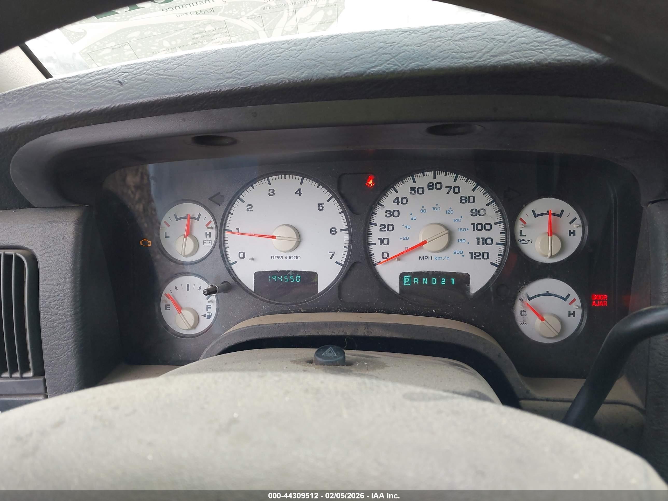 DODGE RAM image 7