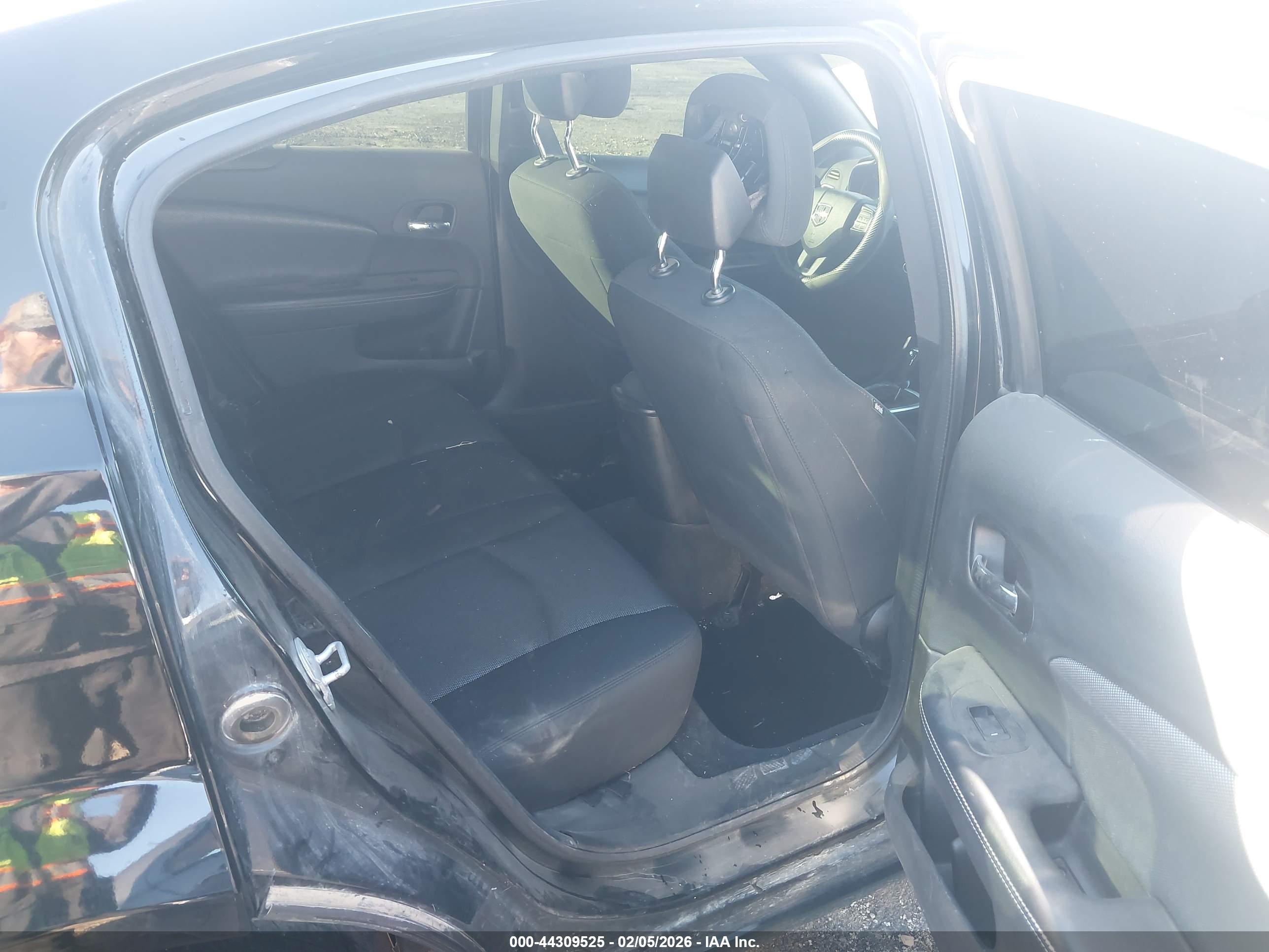 DODGE AVENGER image 8