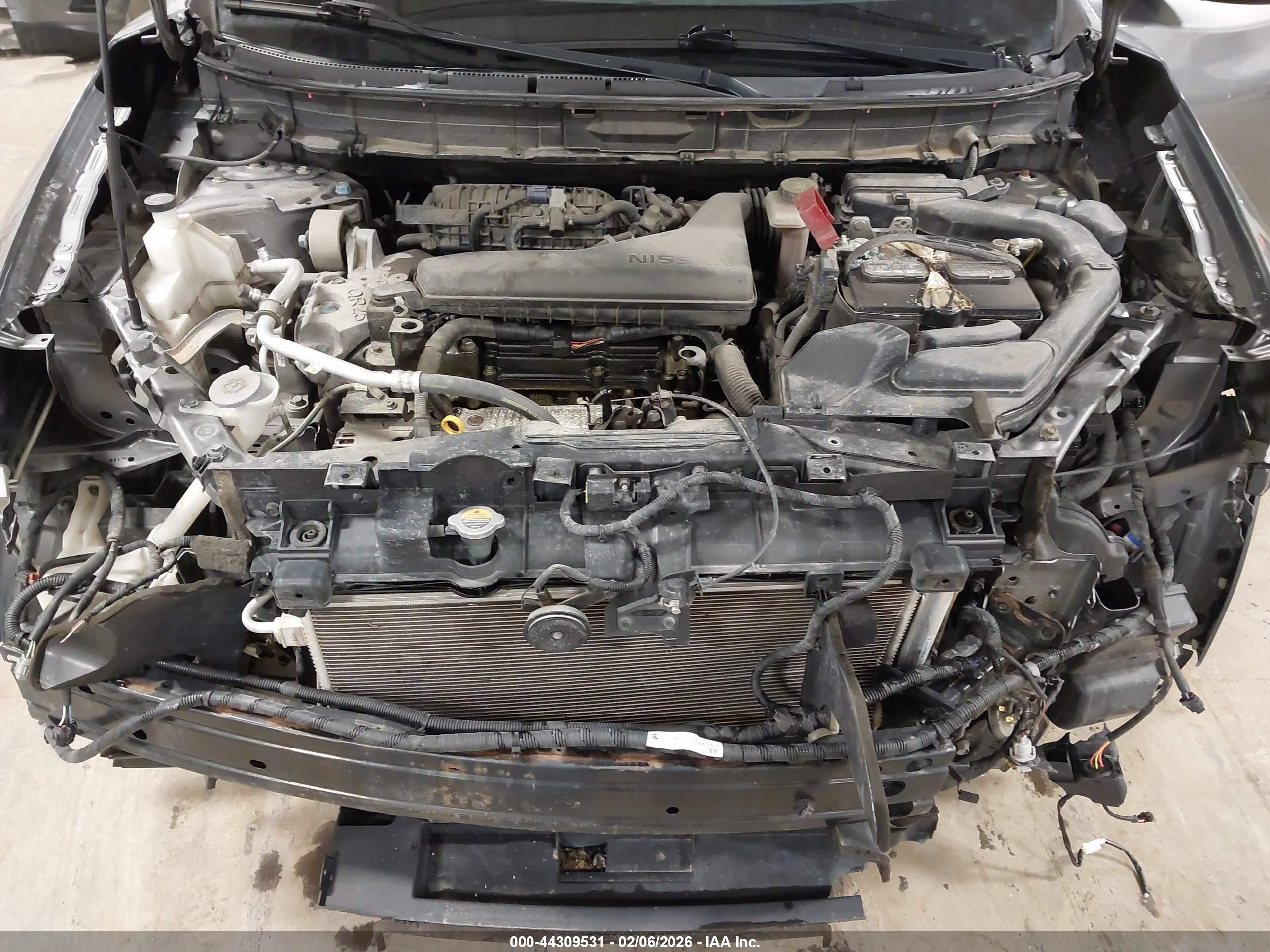 NISSAN ROGUE image 10