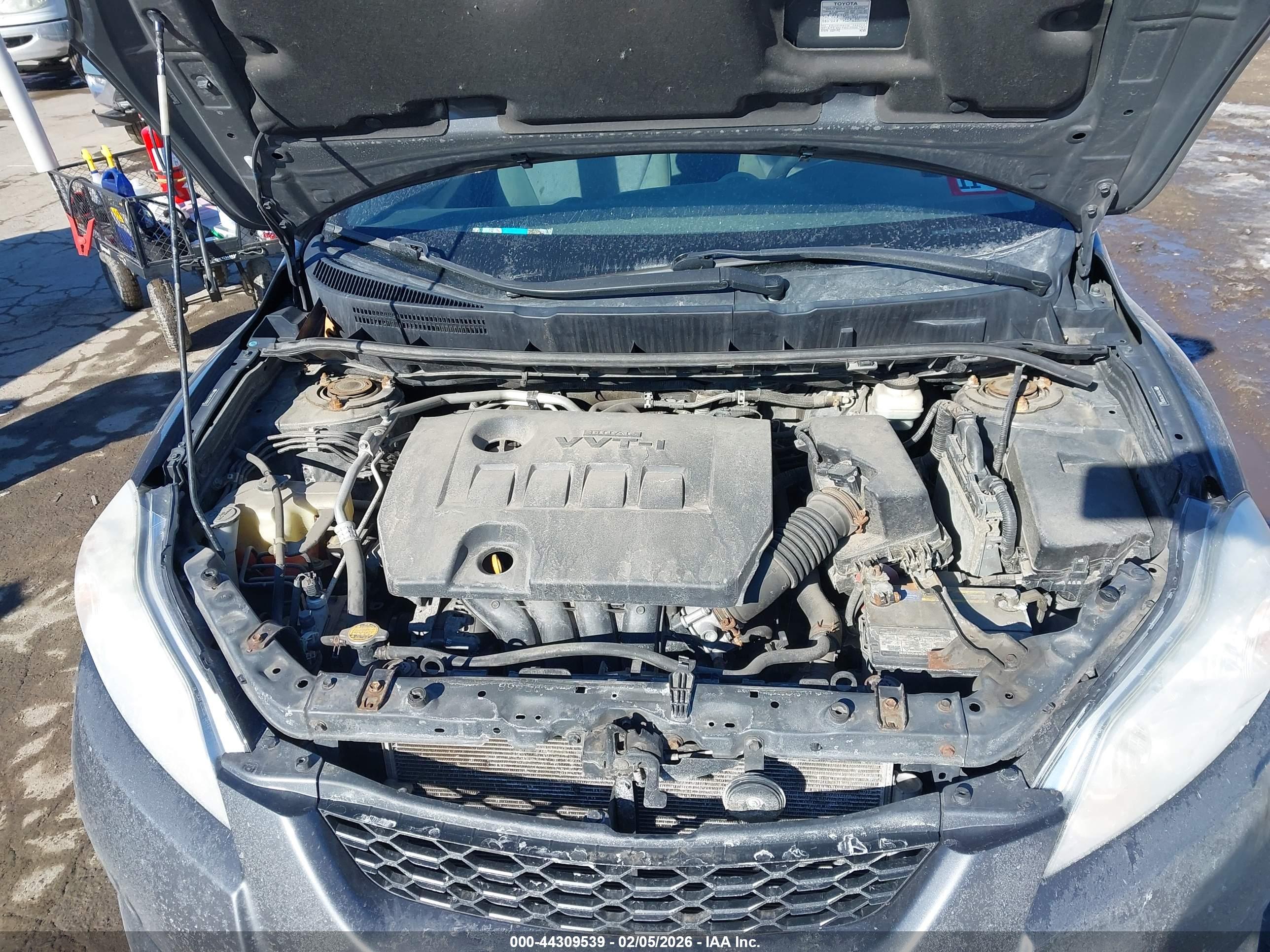 TOYOTA MATRIX image 10