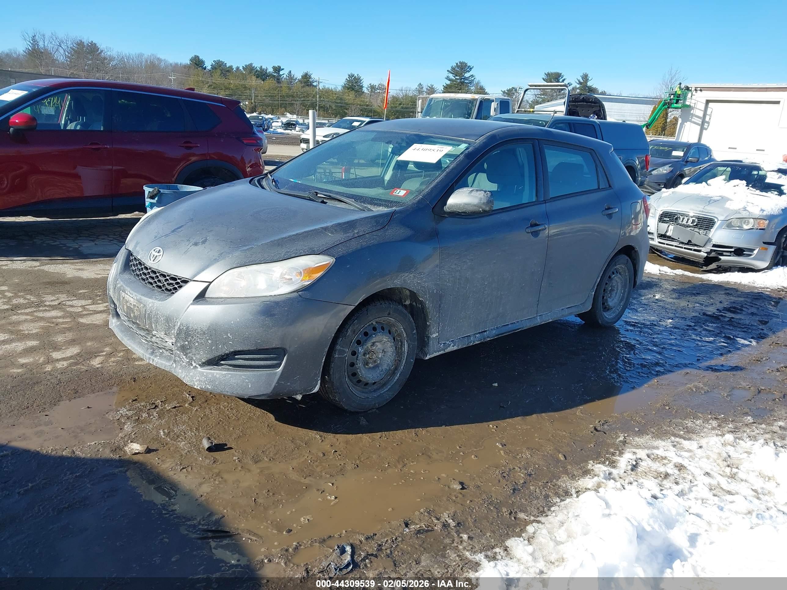 TOYOTA MATRIX image 2