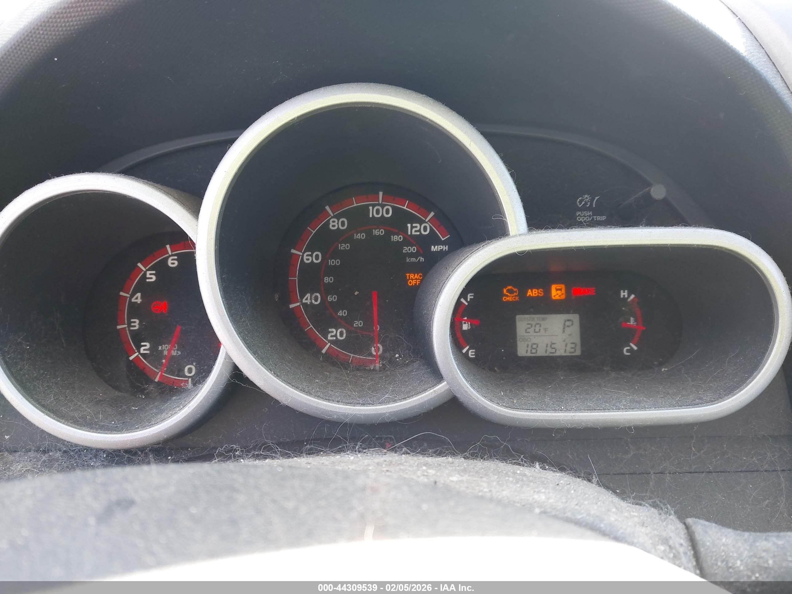 TOYOTA MATRIX image 7
