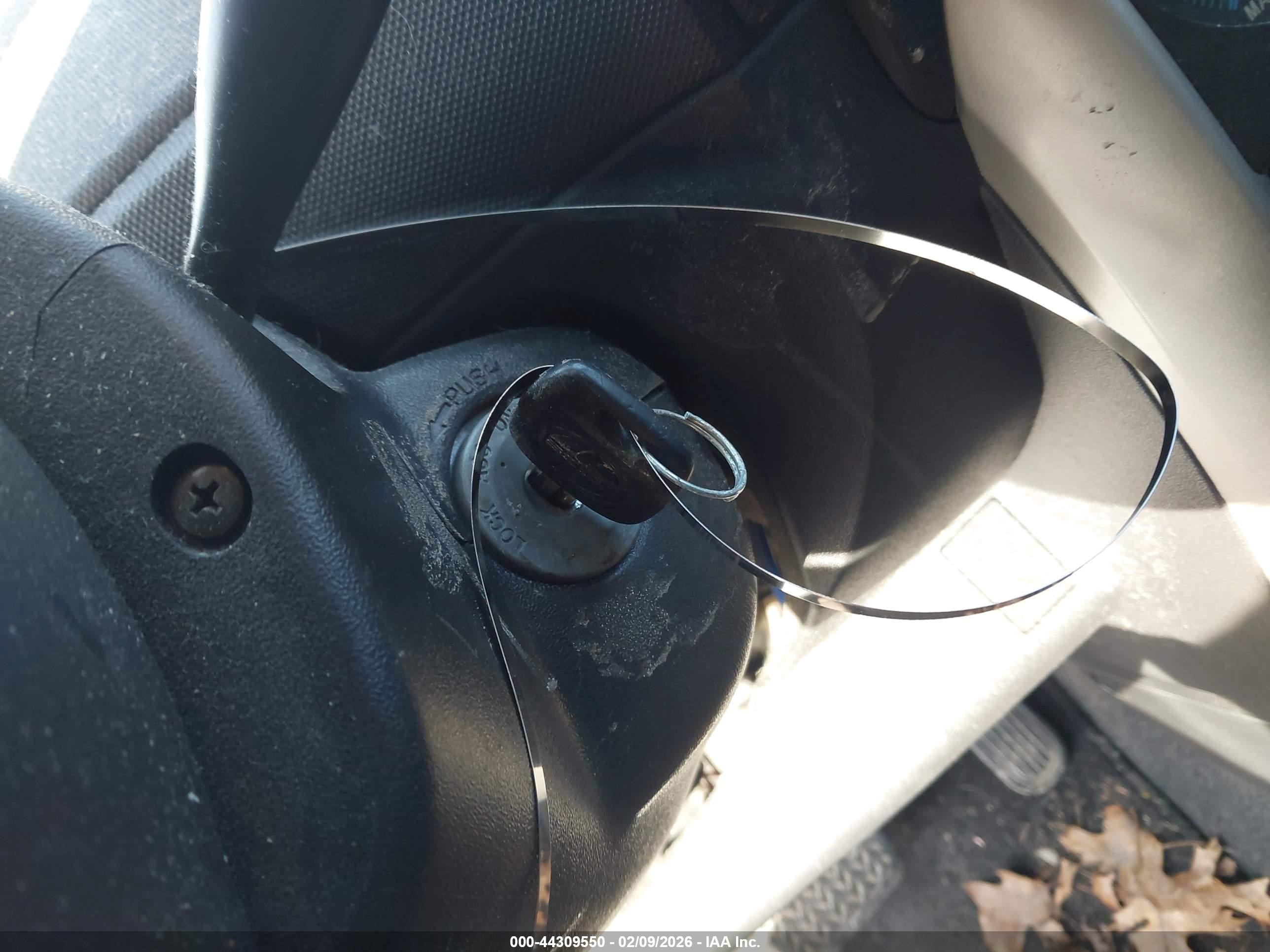 SCION XA image 11