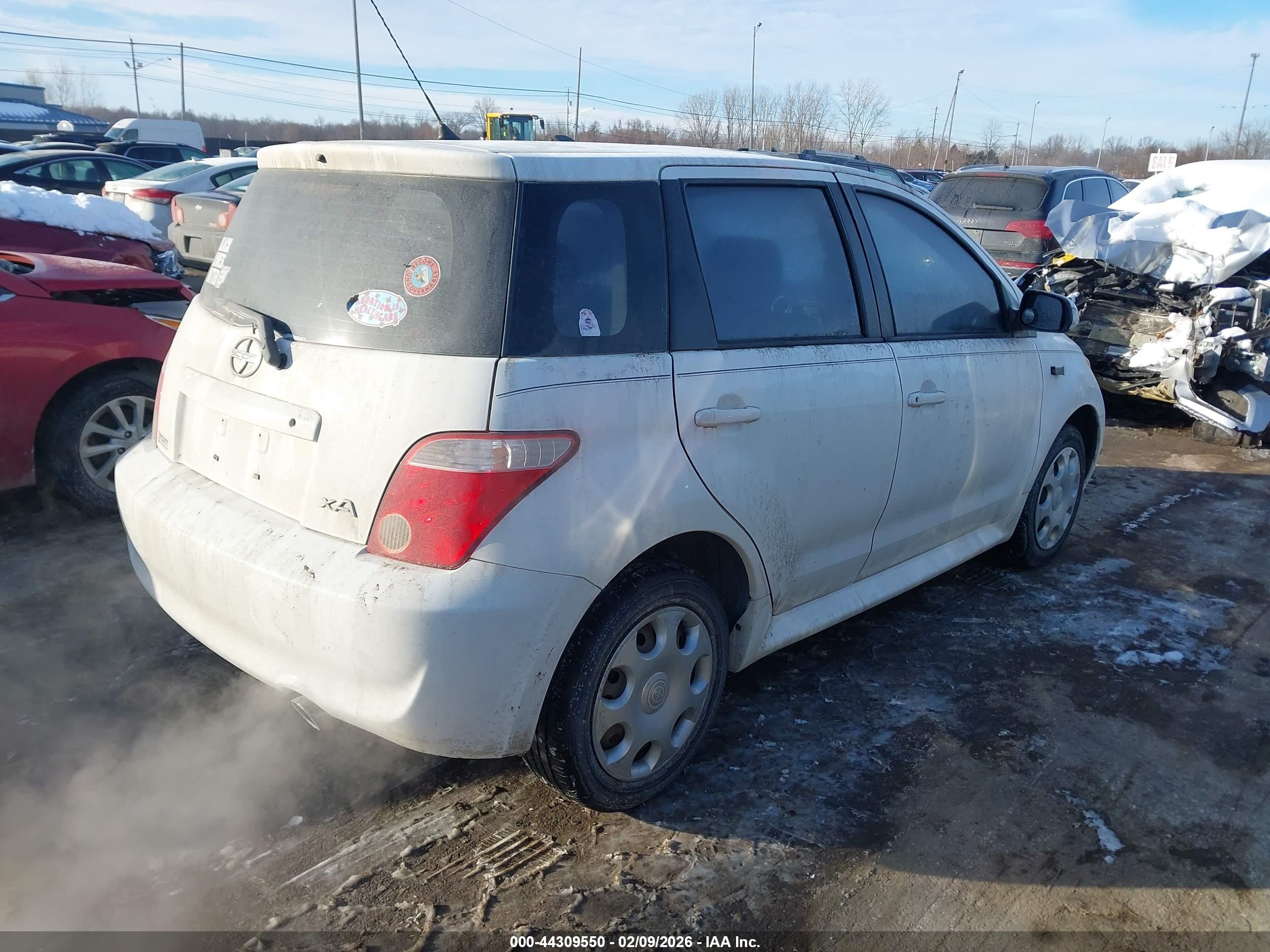 SCION XA image 4