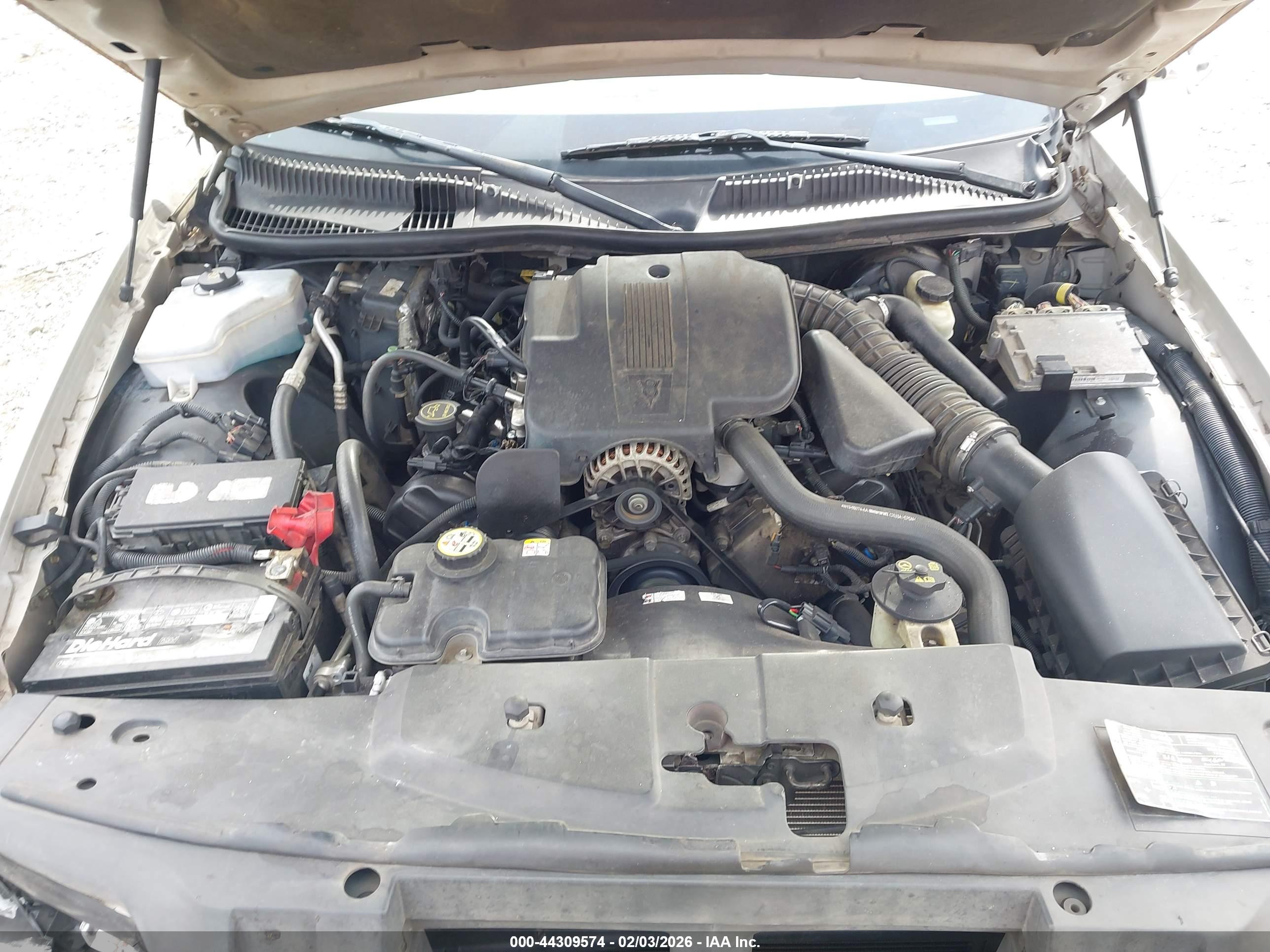 LINCOLN TOWN image 10