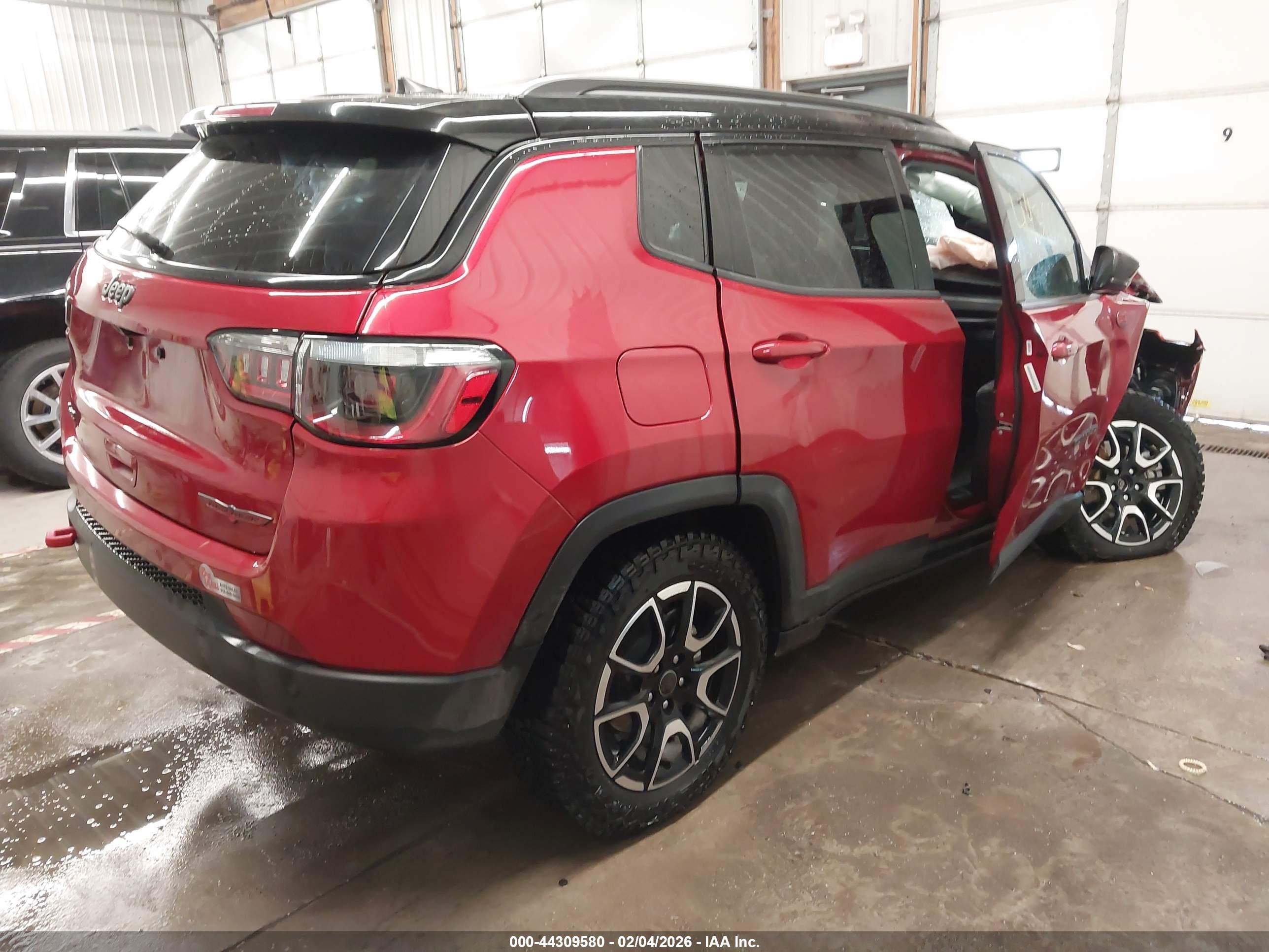 JEEP COMPASS image 4