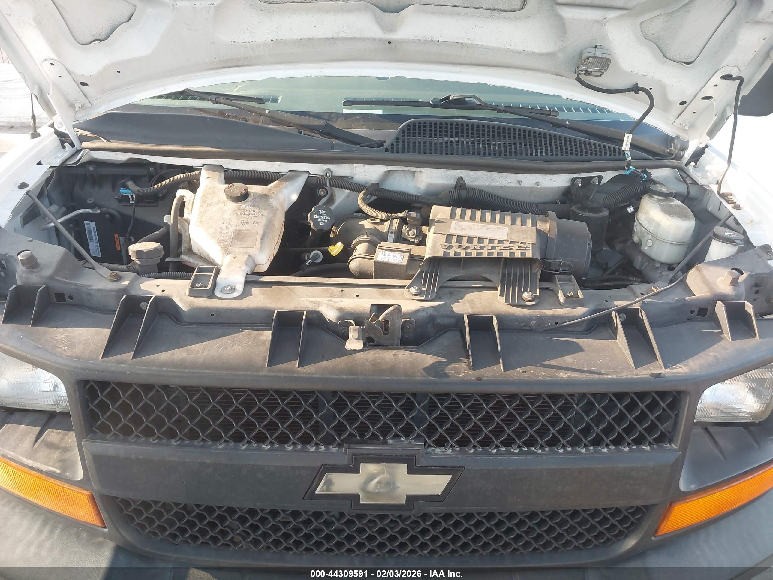 CHEVROLET EXPRESS image 10
