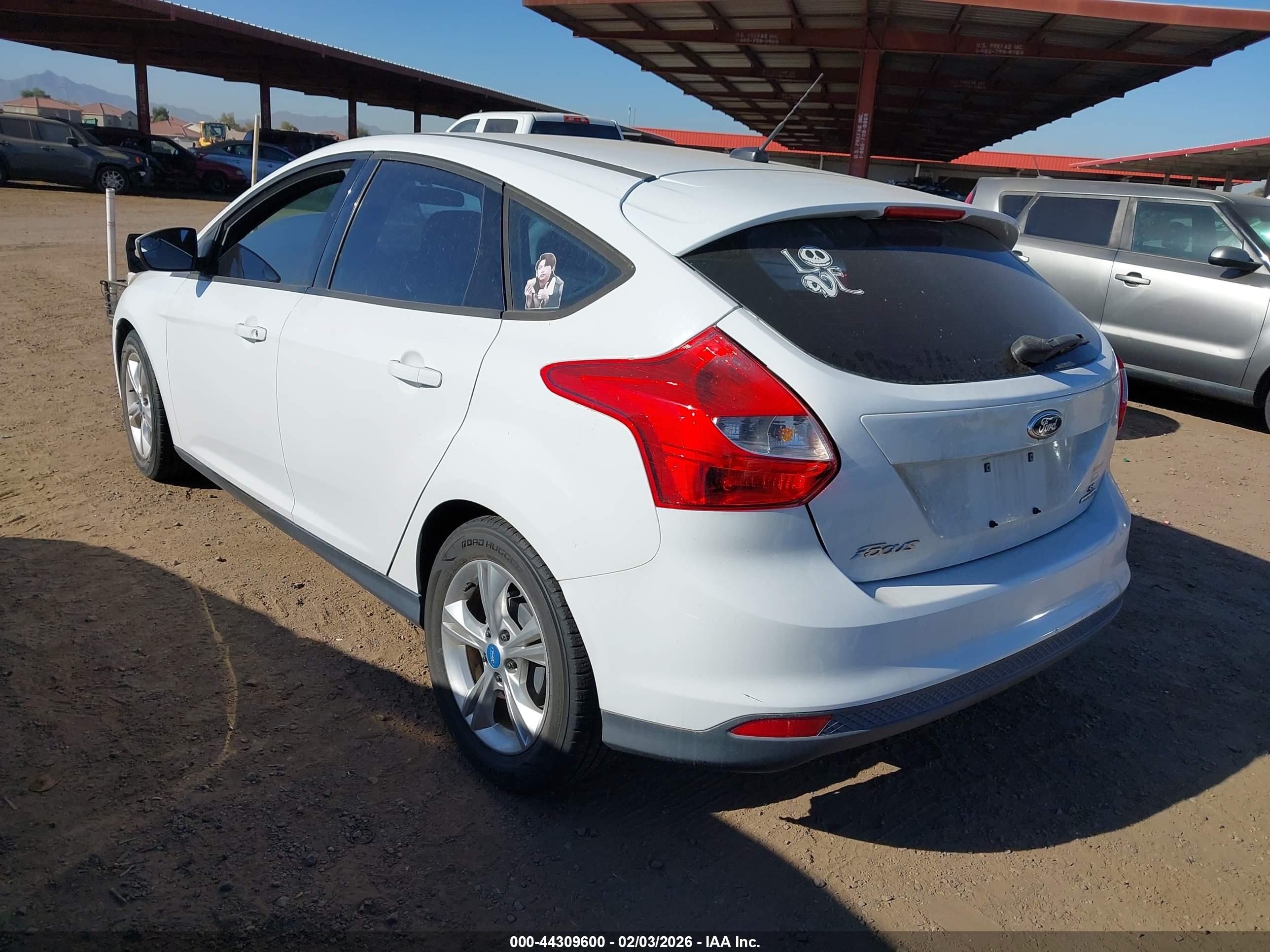 FORD FOCUS image 3