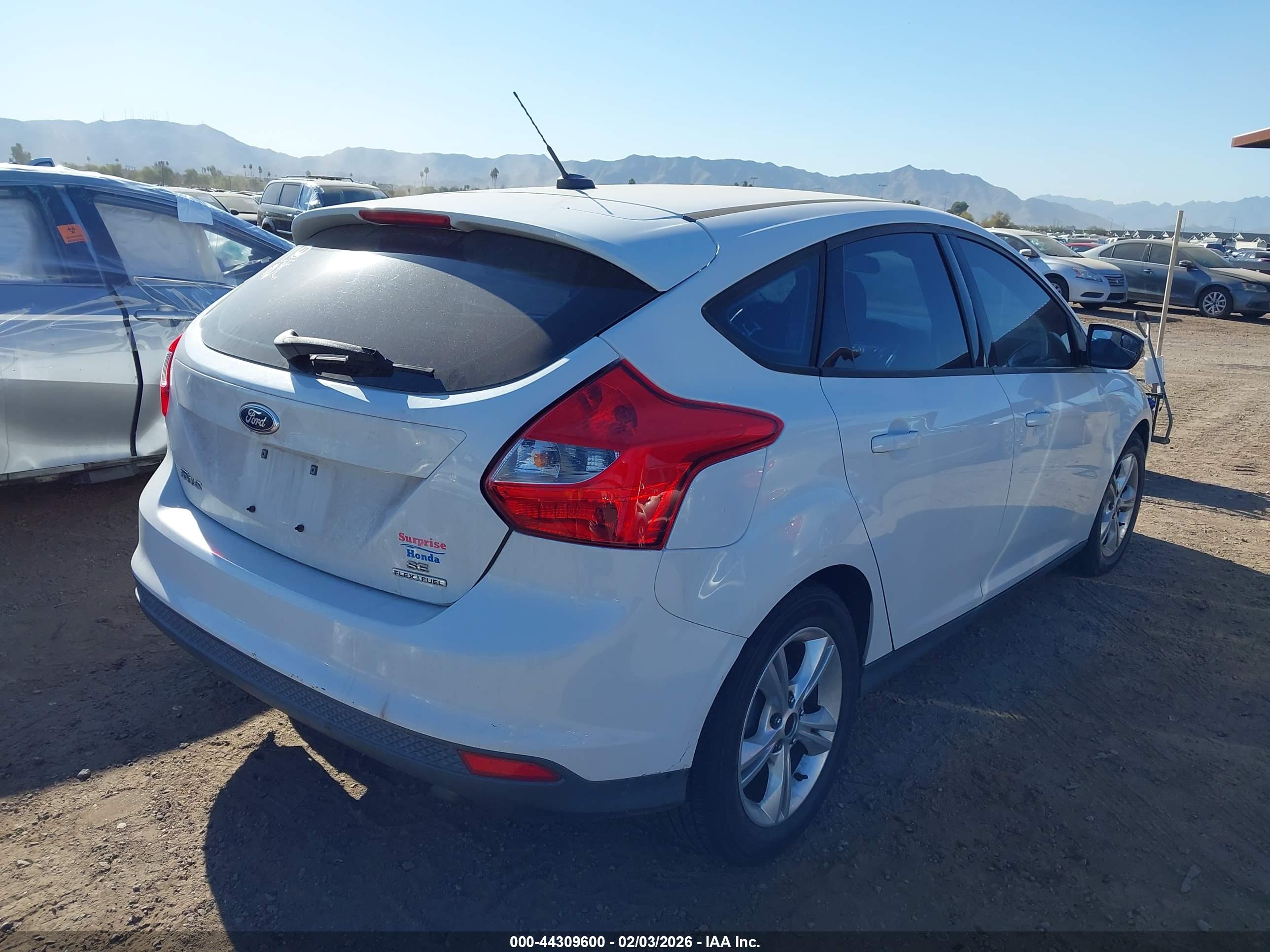 FORD FOCUS image 4