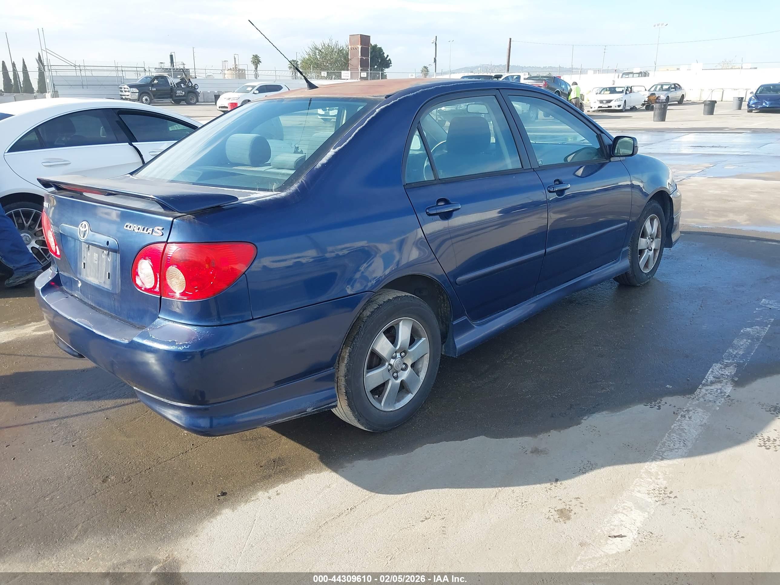 TOYOTA COROLLA image 4