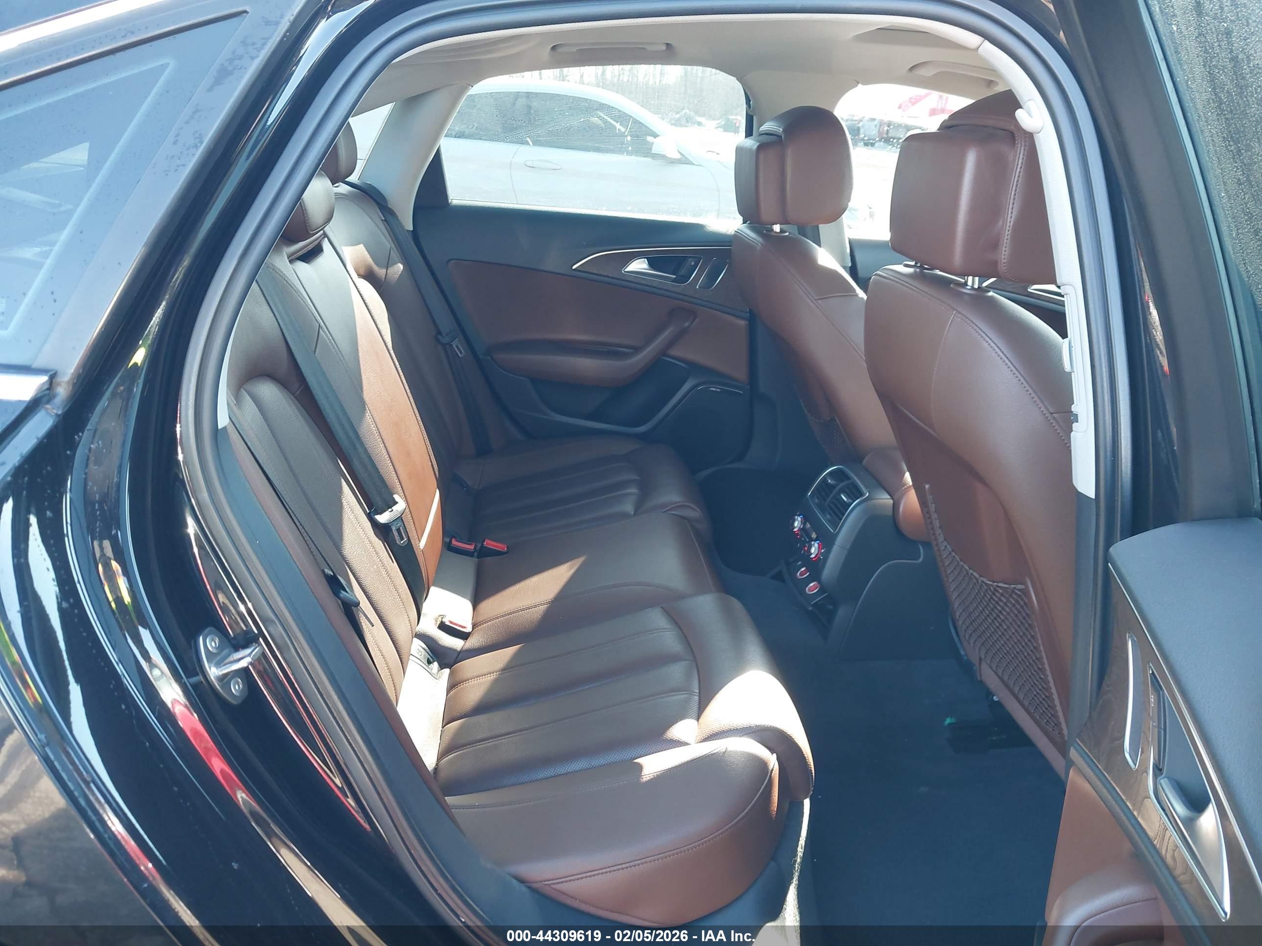 AUDI A6 image 8
