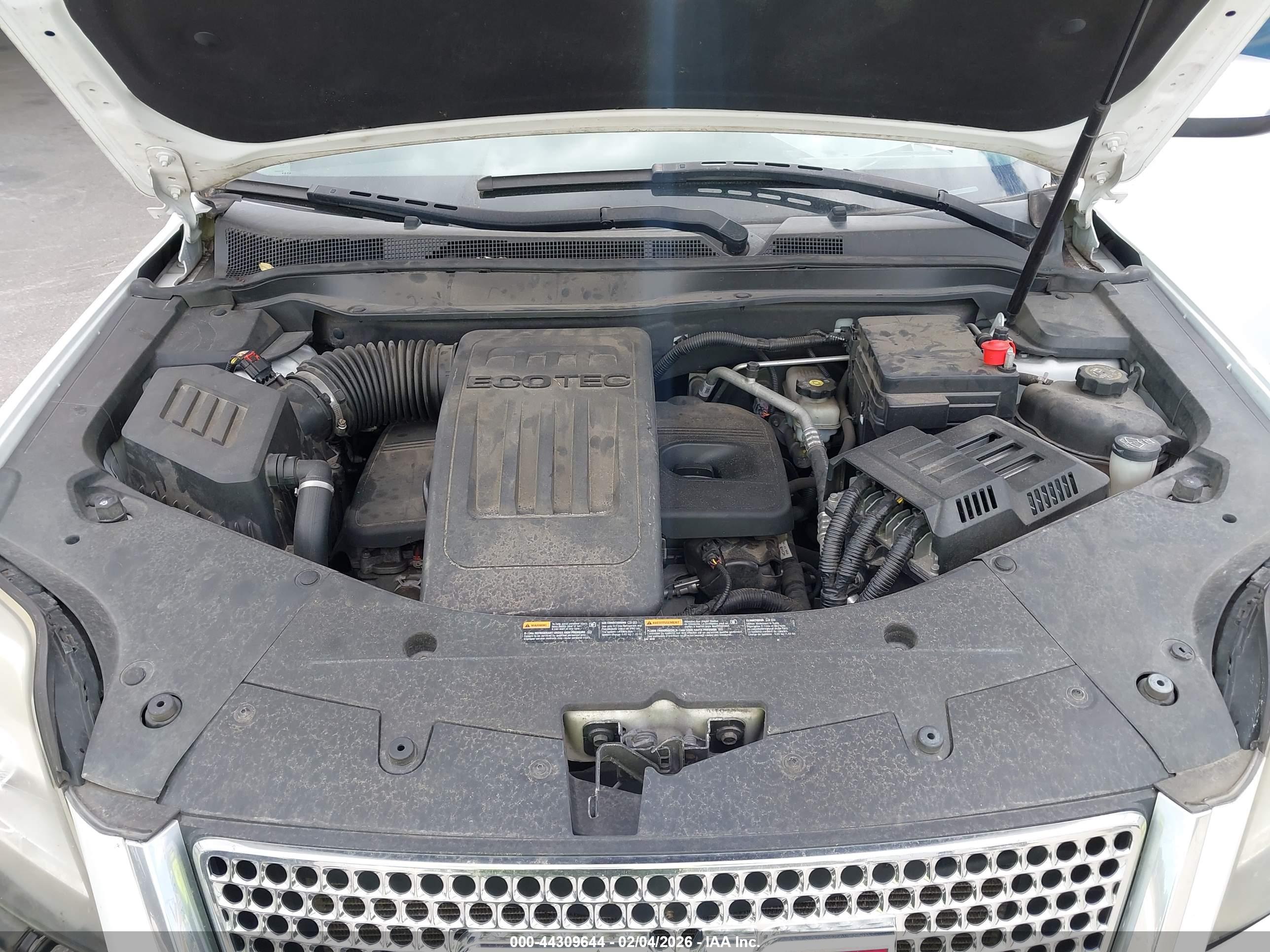 GMC TERRAIN image 10