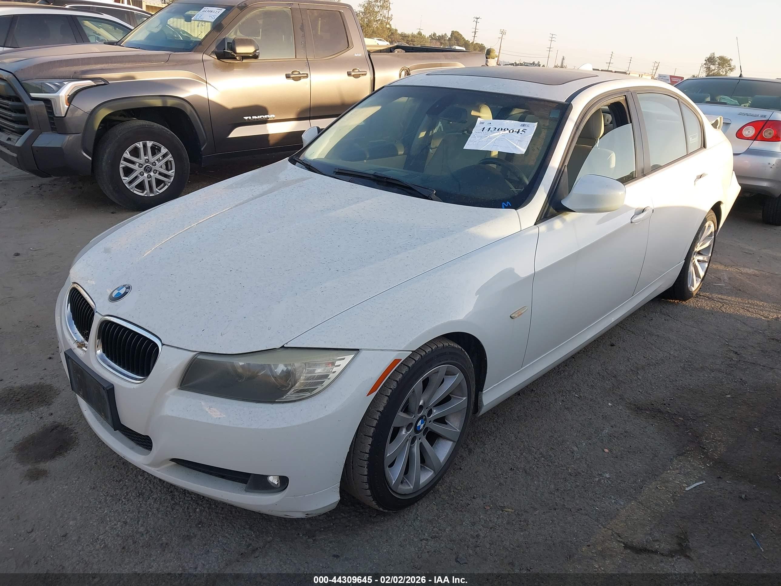 BMW 328I image 2