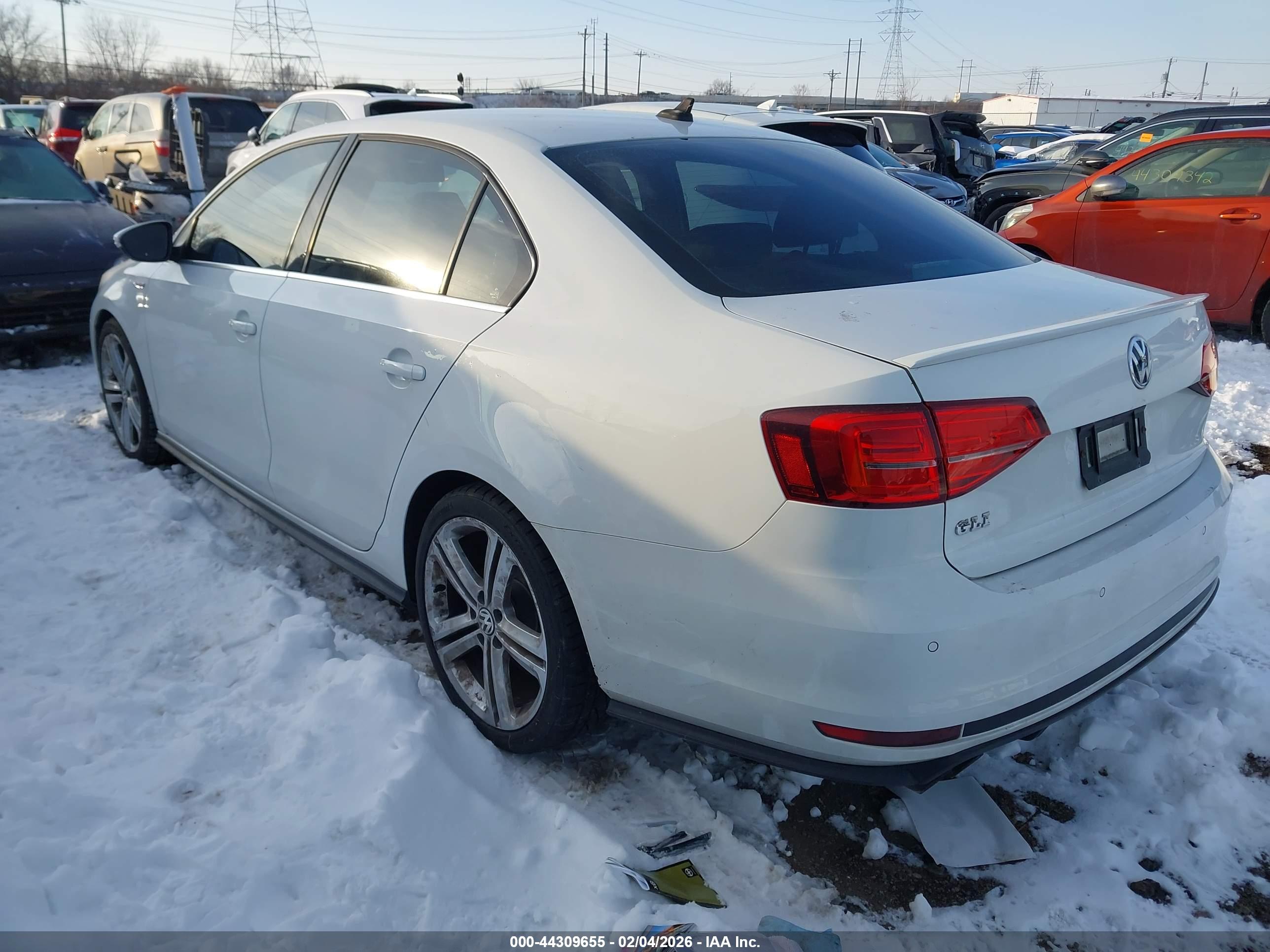 VOLKSWAGEN JETTA image 3