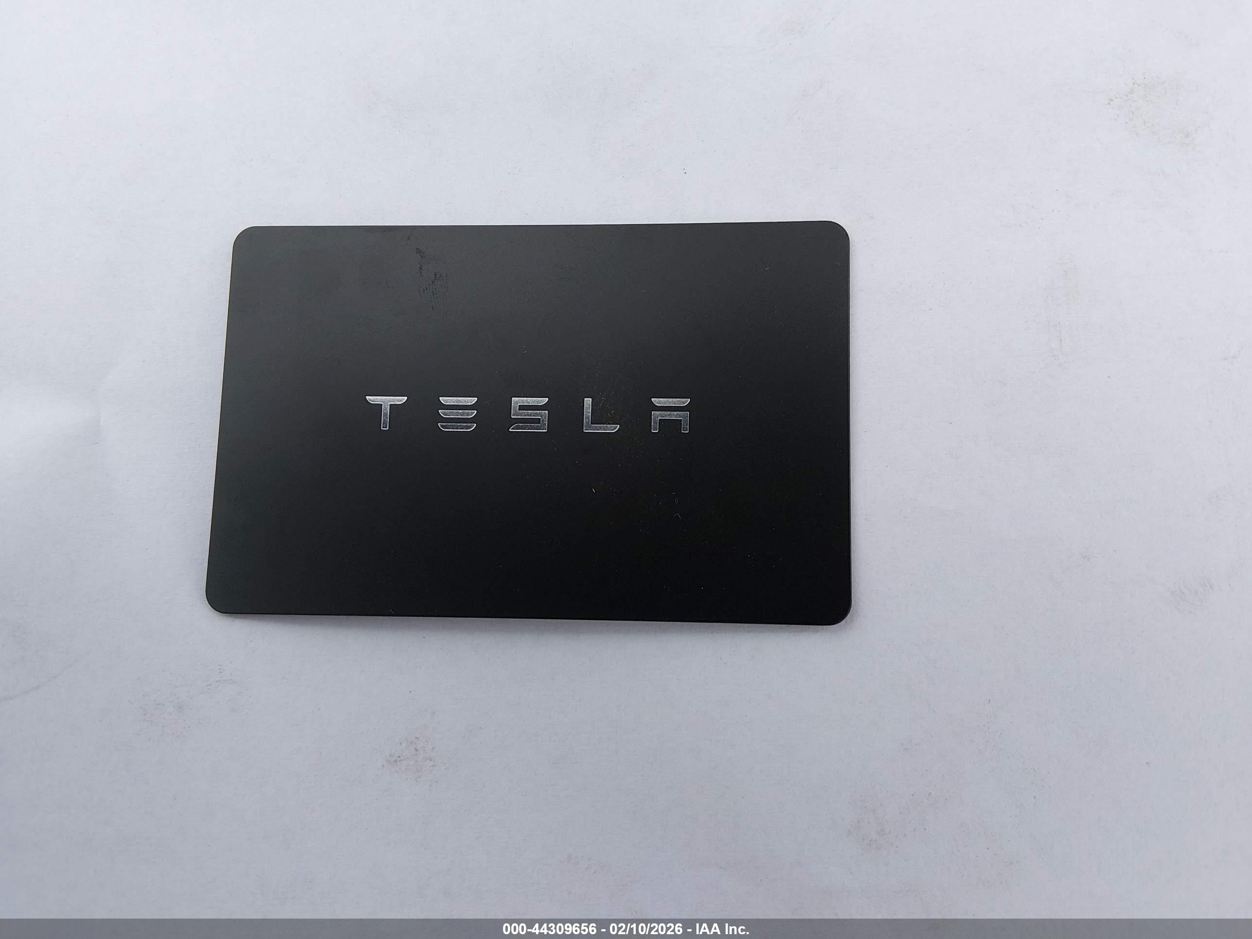 TESLA MODEL image 11