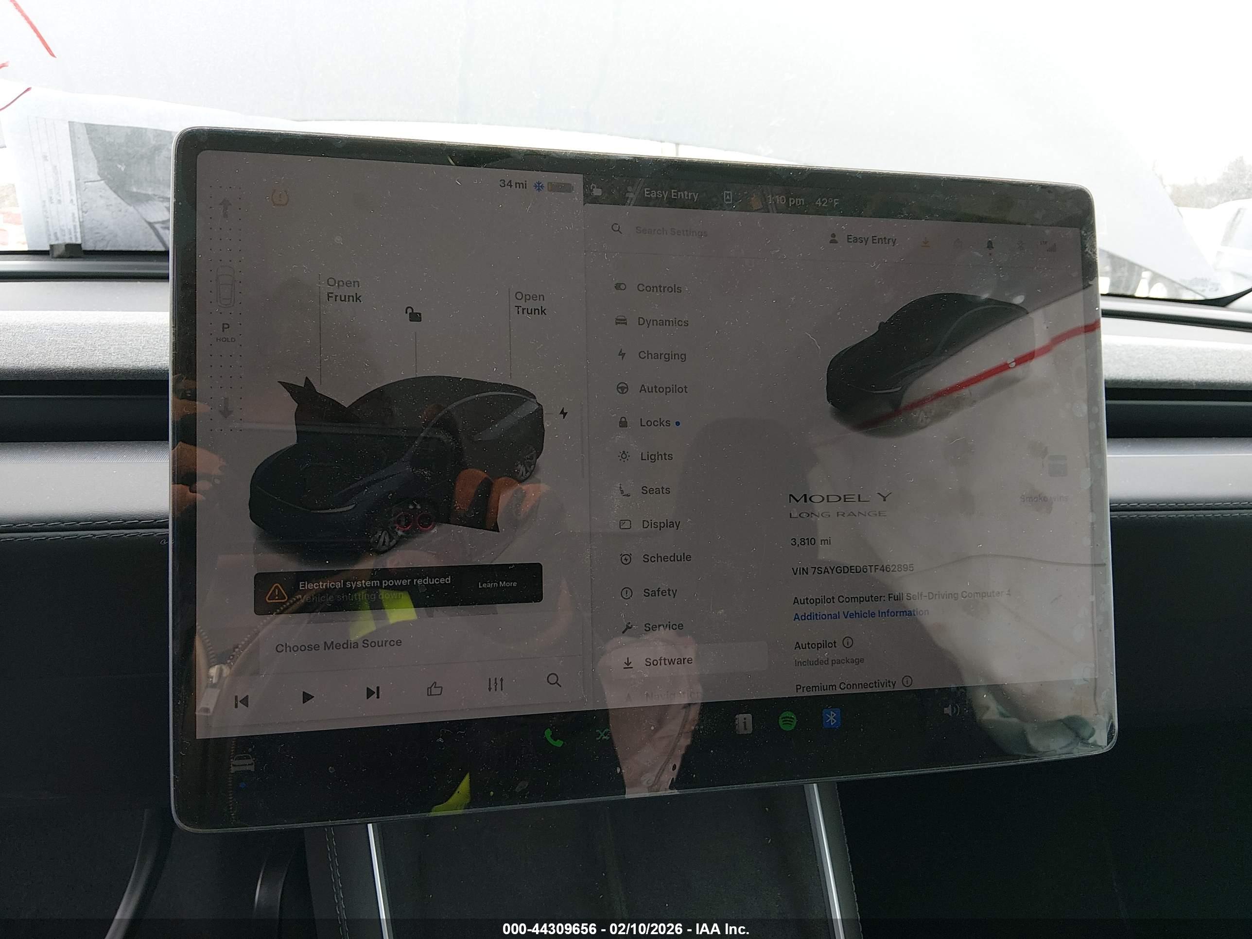 TESLA MODEL image 7