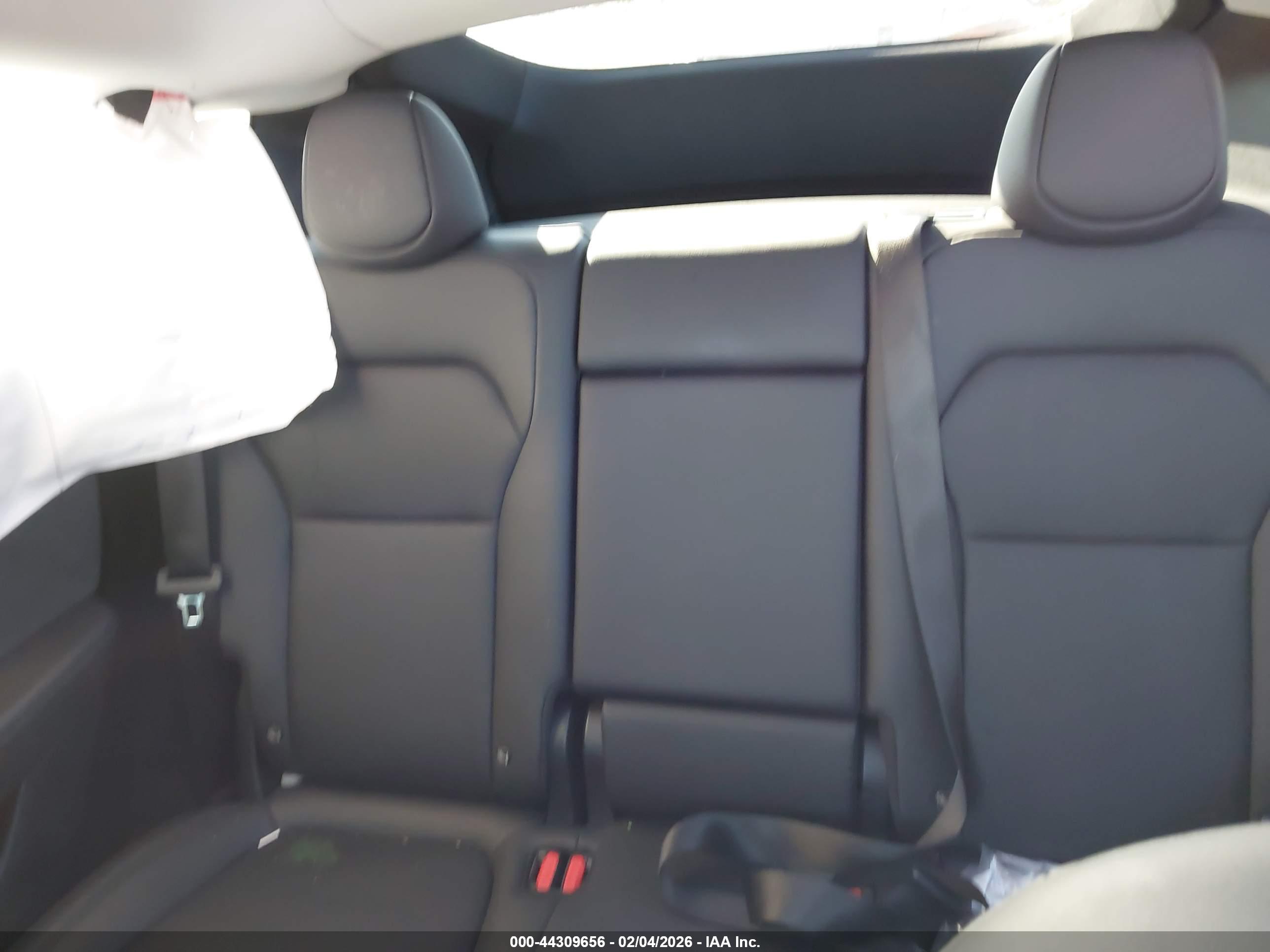 TESLA MODEL image 8