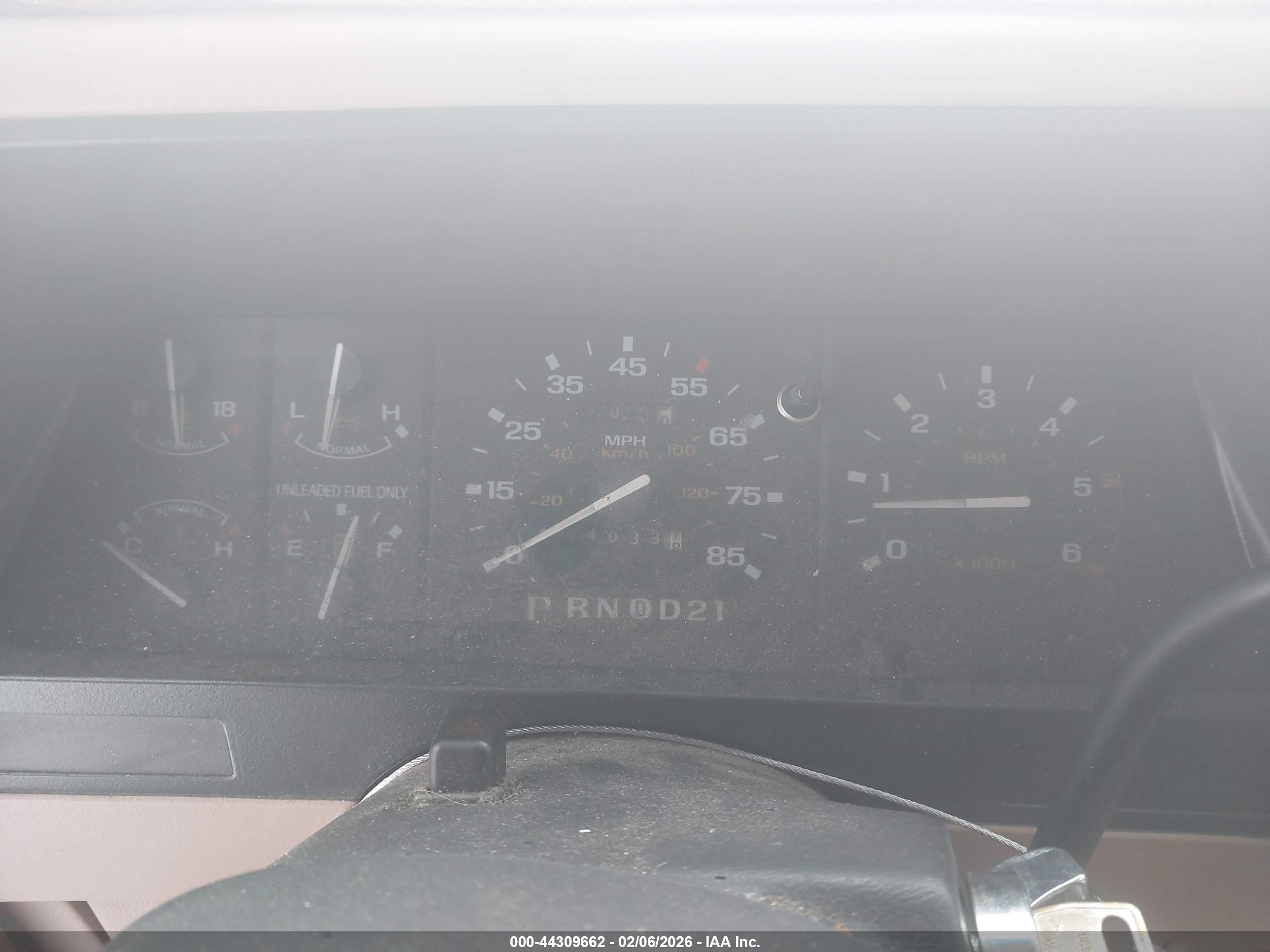 FORD EXPLORER image 7