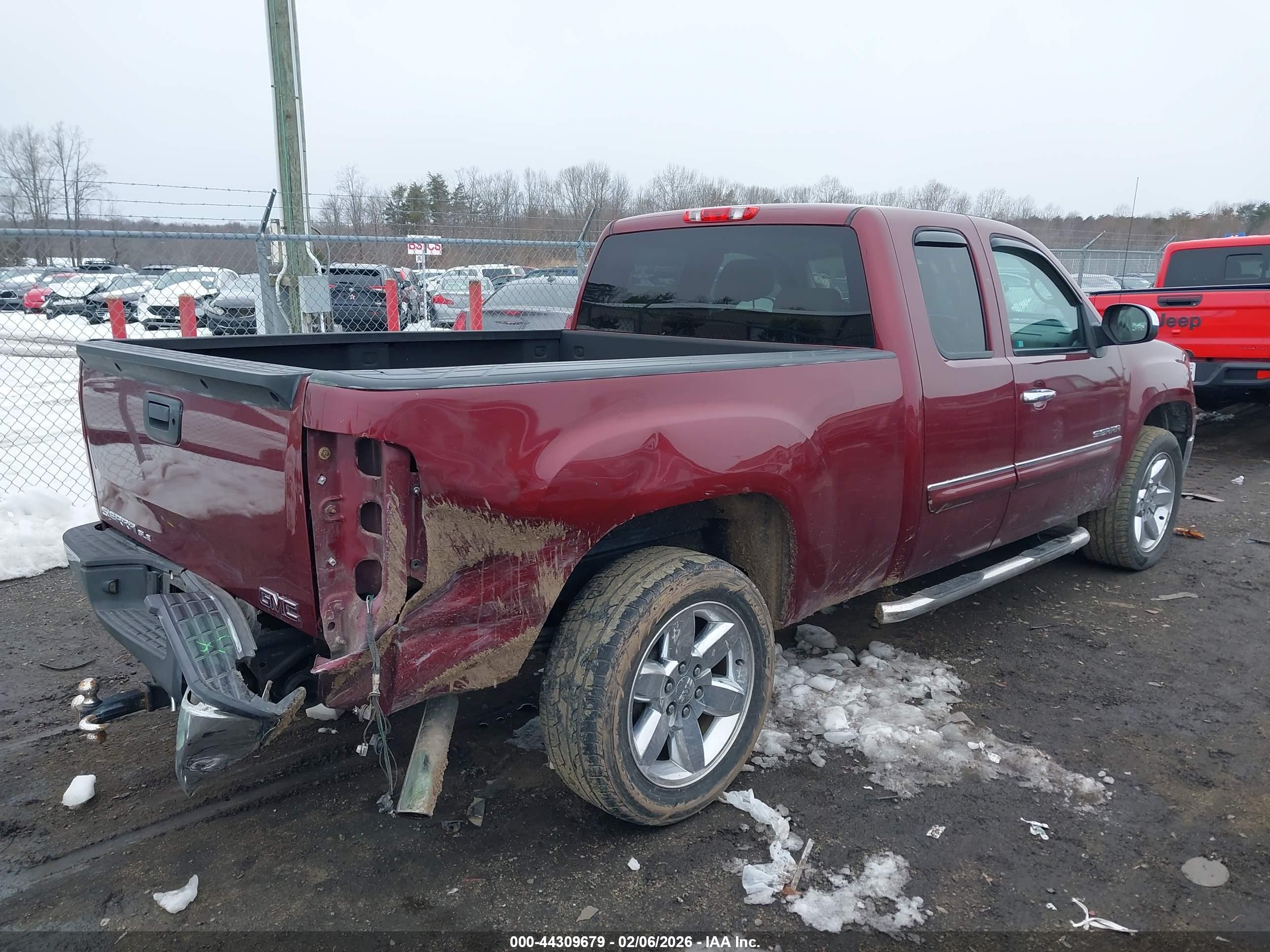 GMC SIERRA image 4