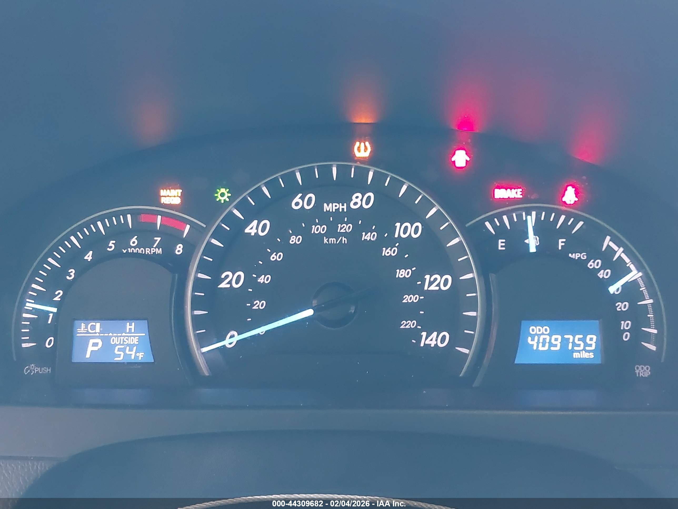 TOYOTA CAMRY image 7