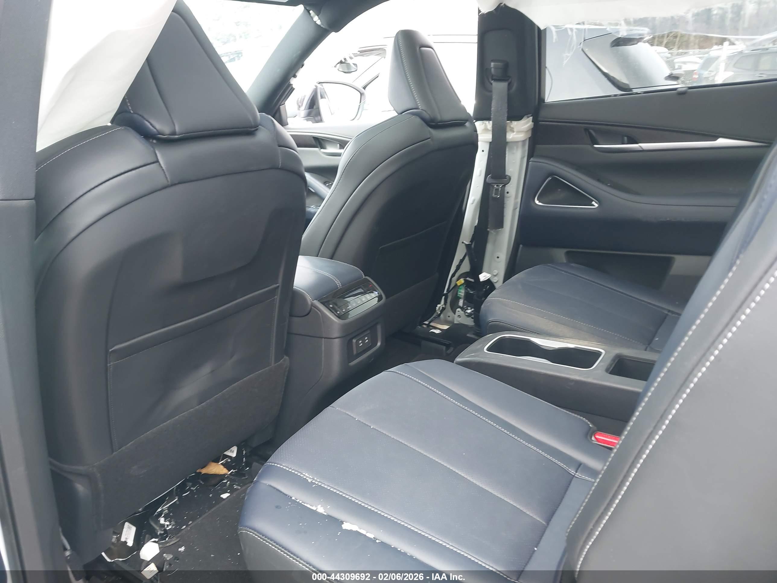 INFINITI QX60 image 8