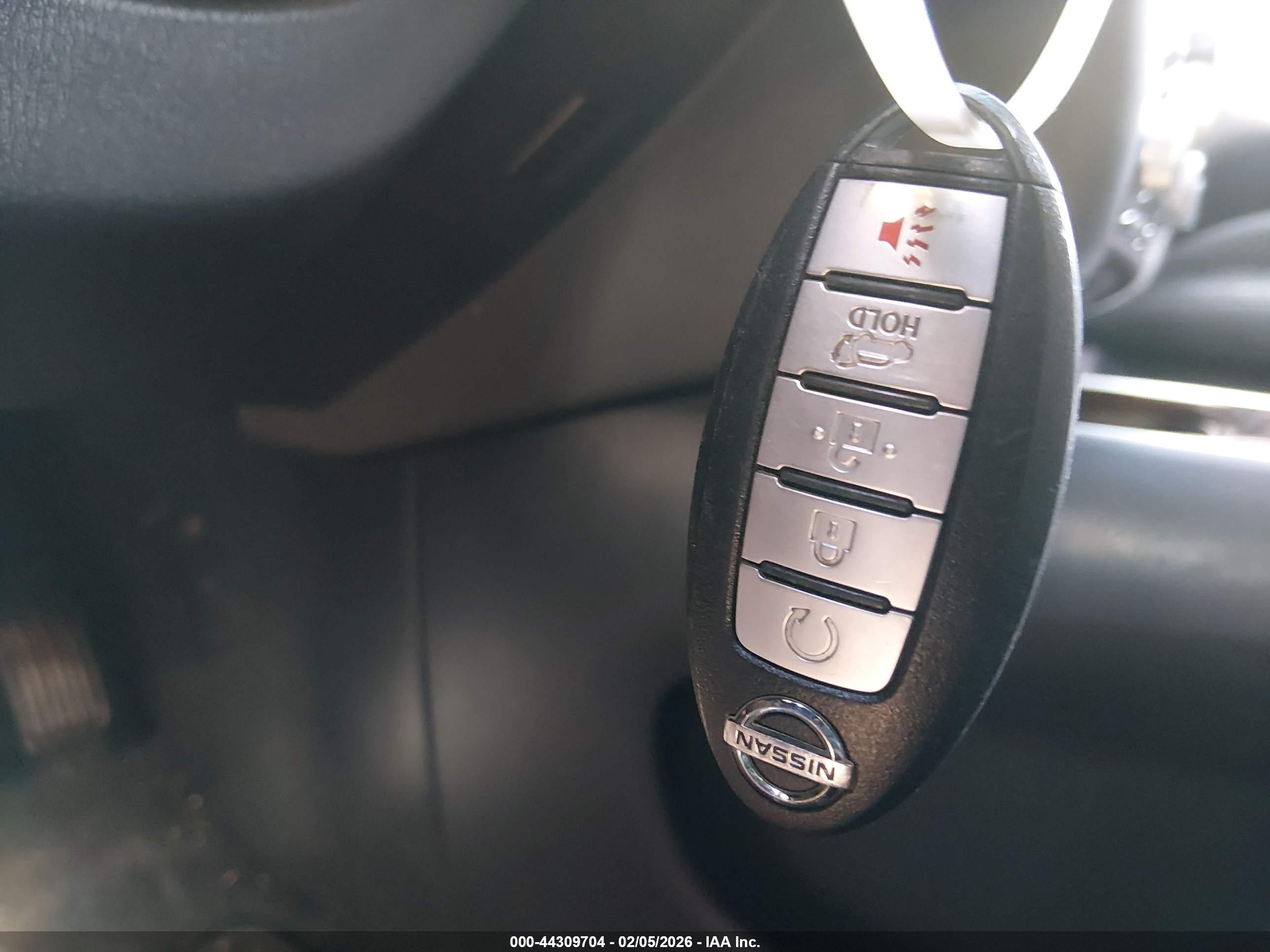 NISSAN PATHFINDER image 11